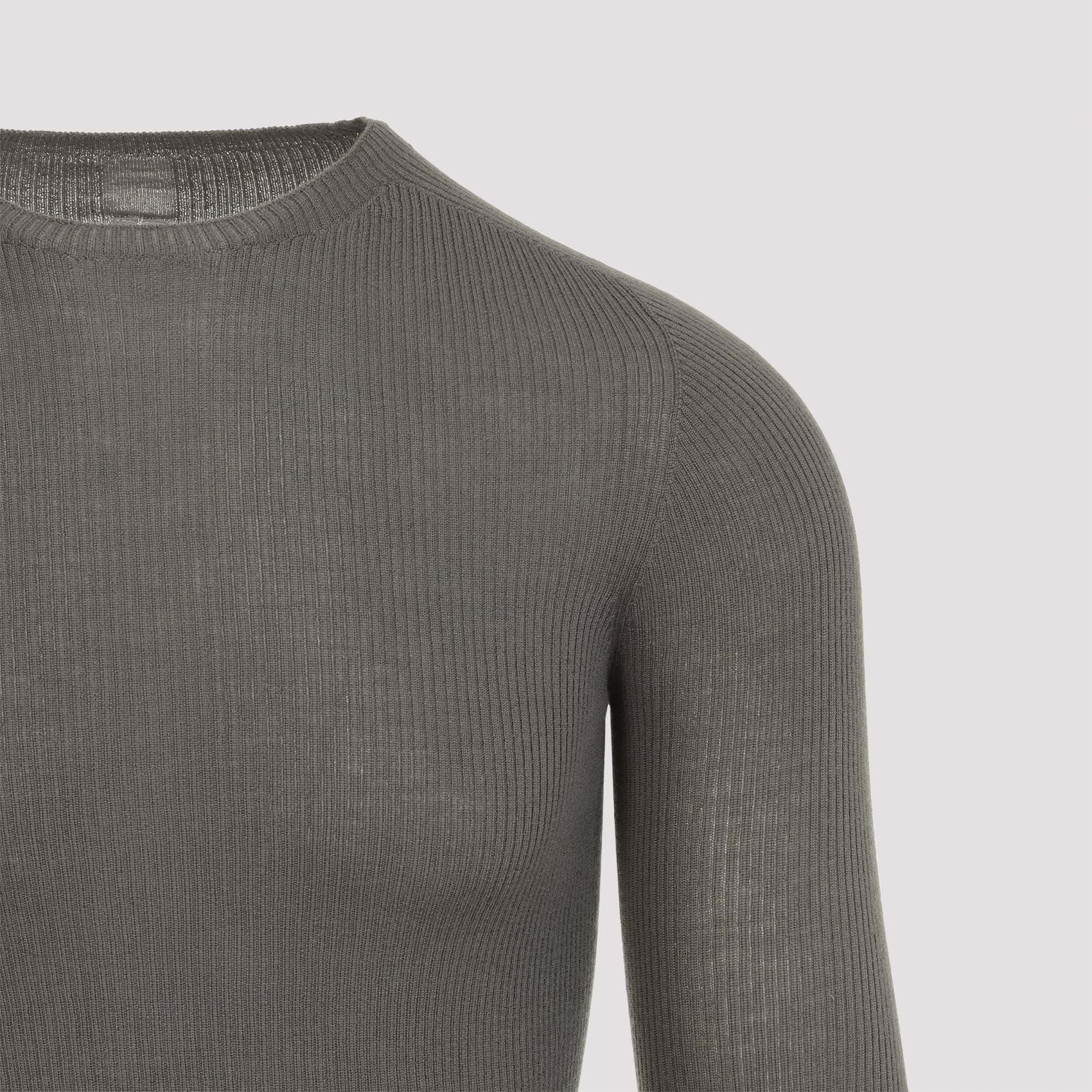 Ribbed Round Neck Pullover