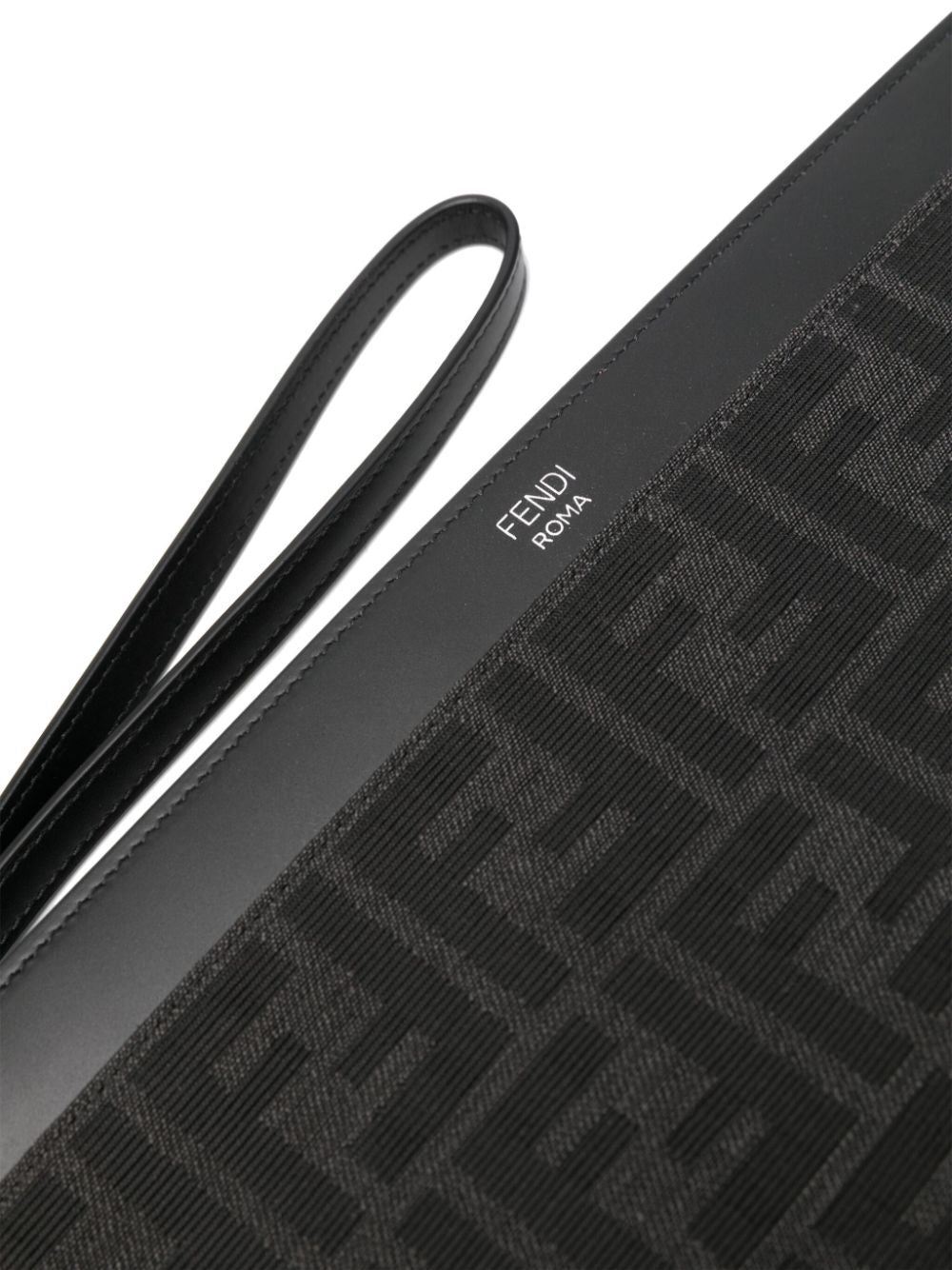 POUCH LOGO MEDIA