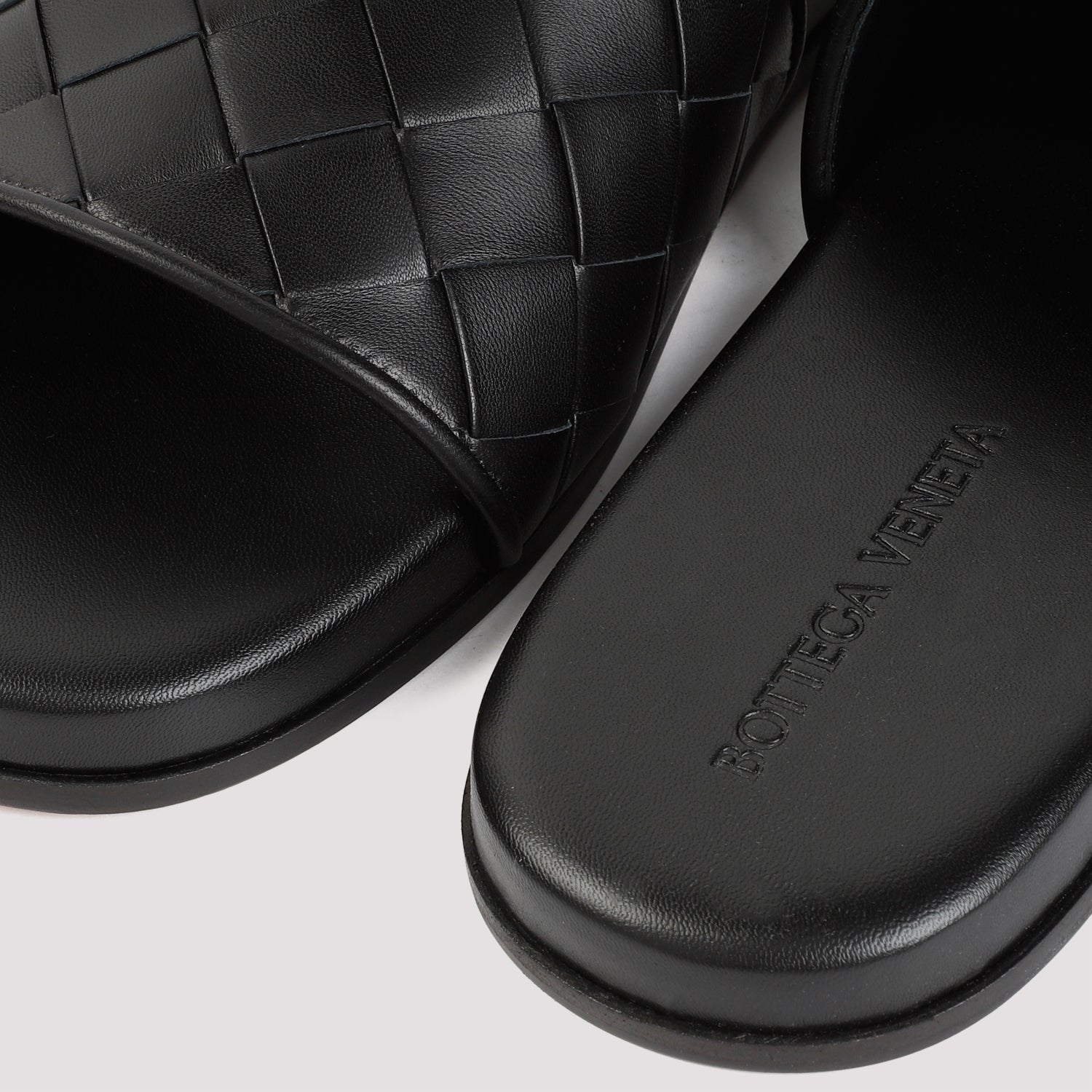 SUNDAY SANDAL