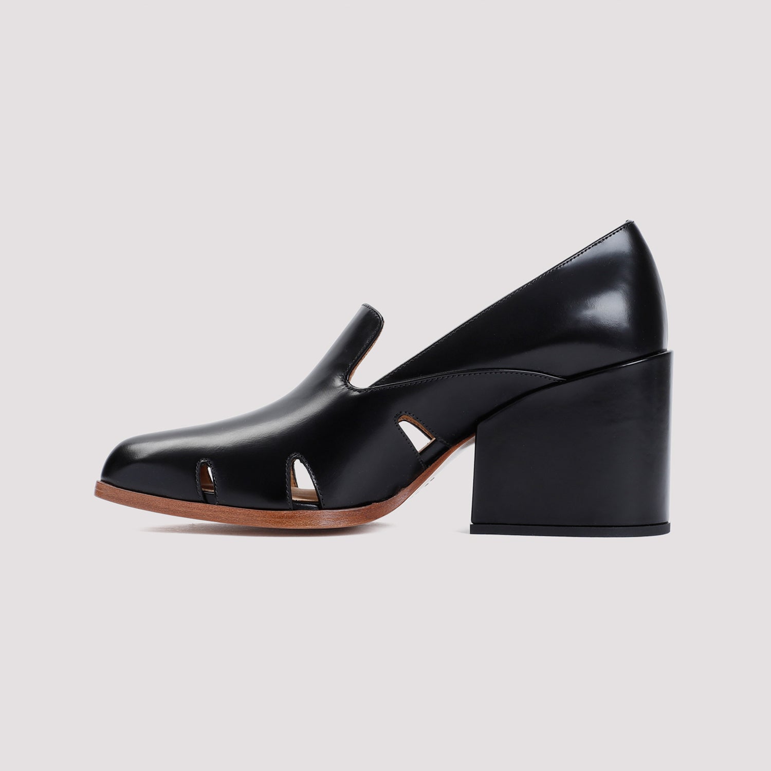Eliza Pumps
