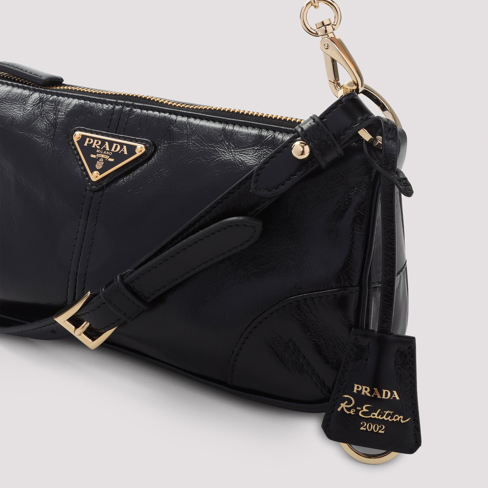 Re-Edition 2002 Shoulder Bag
