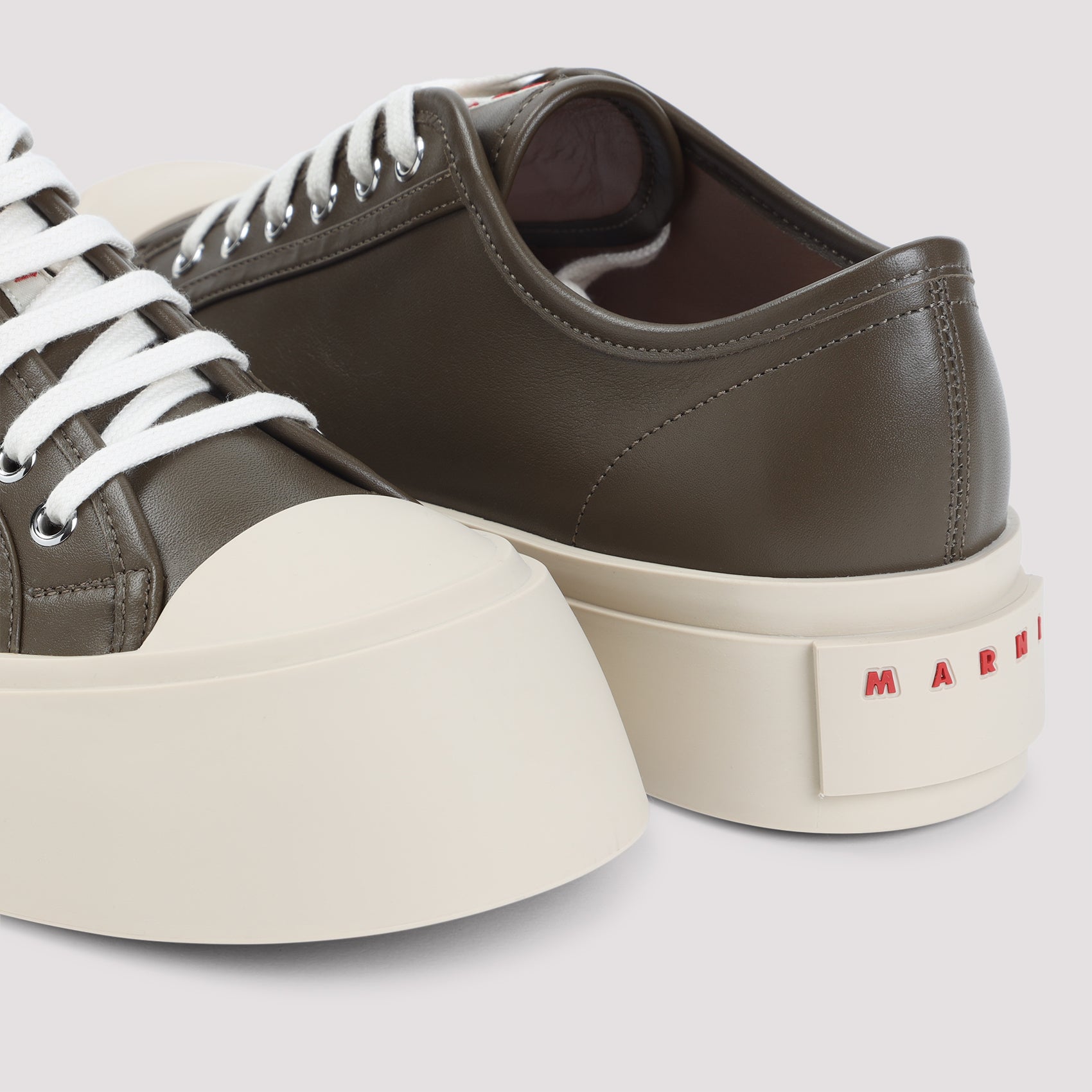 Pablo Sneakers