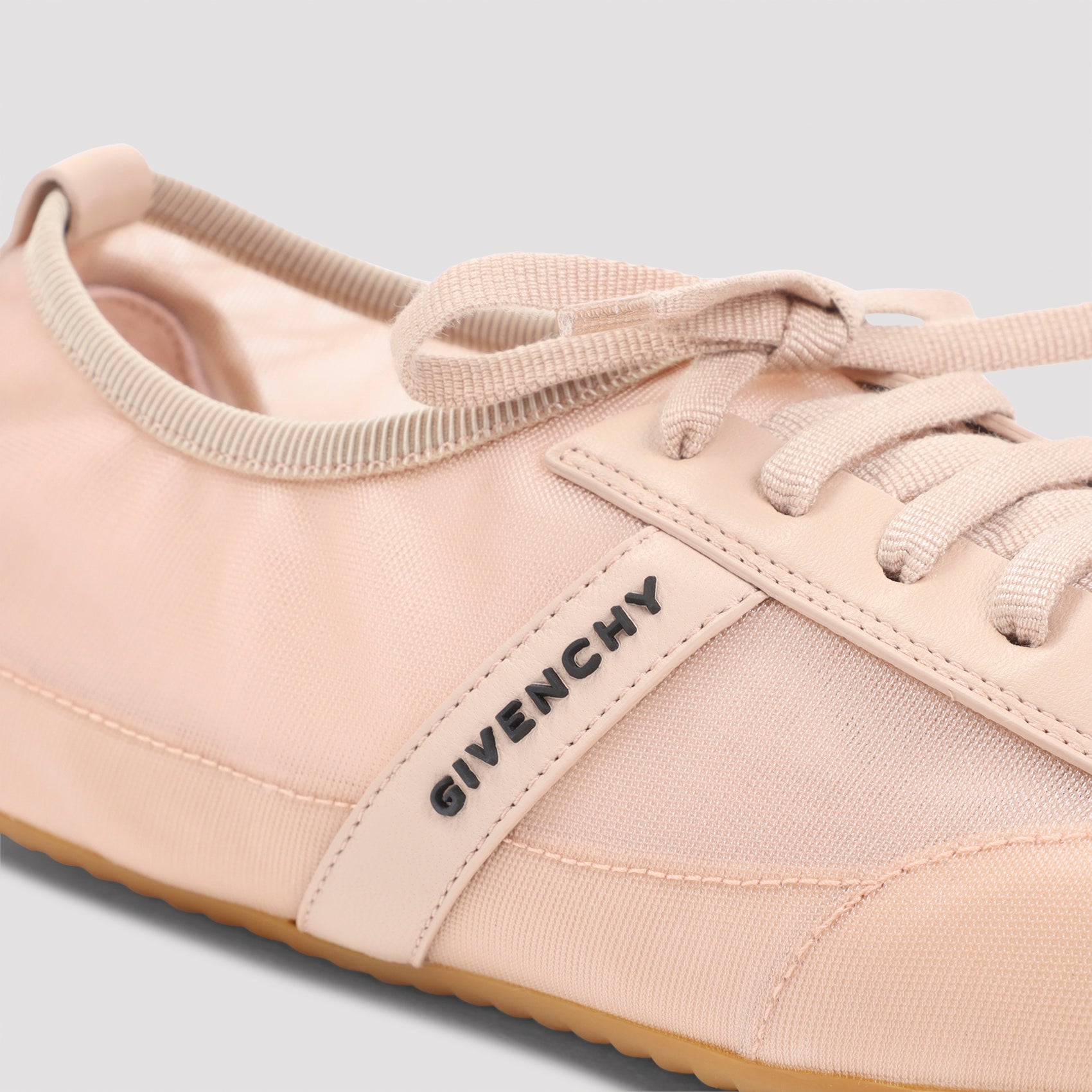 Slim Sneakers