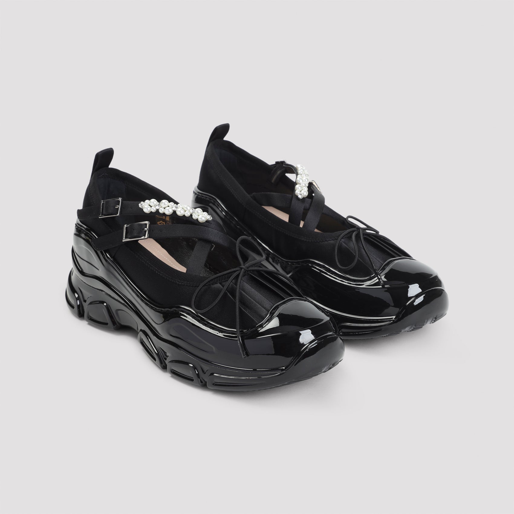 Classic Criss Cross Tracker Ballerina