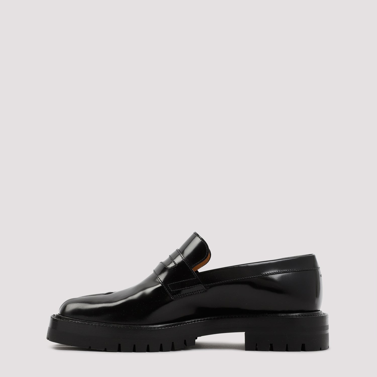 Tabi County Loafer