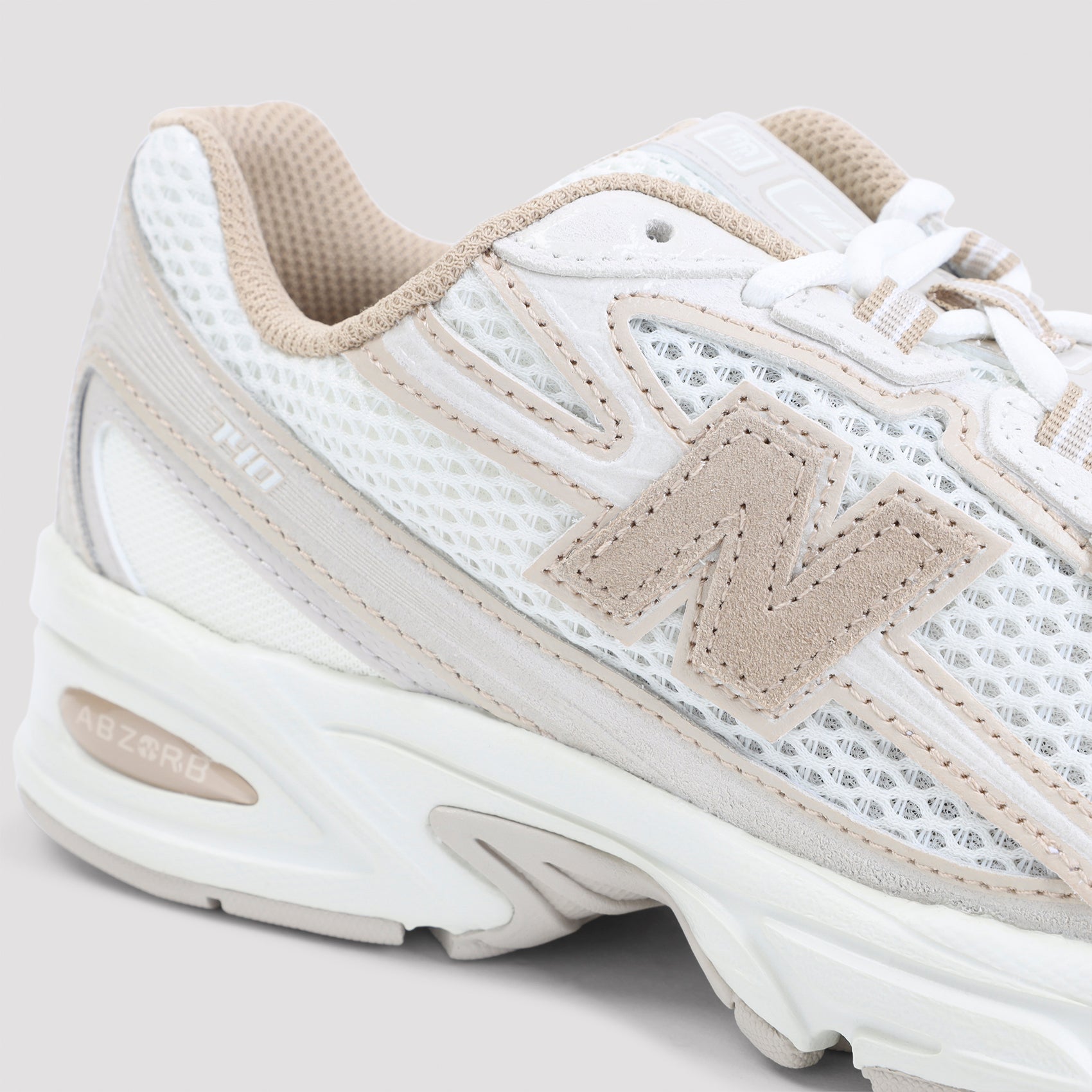 740 Sneakers