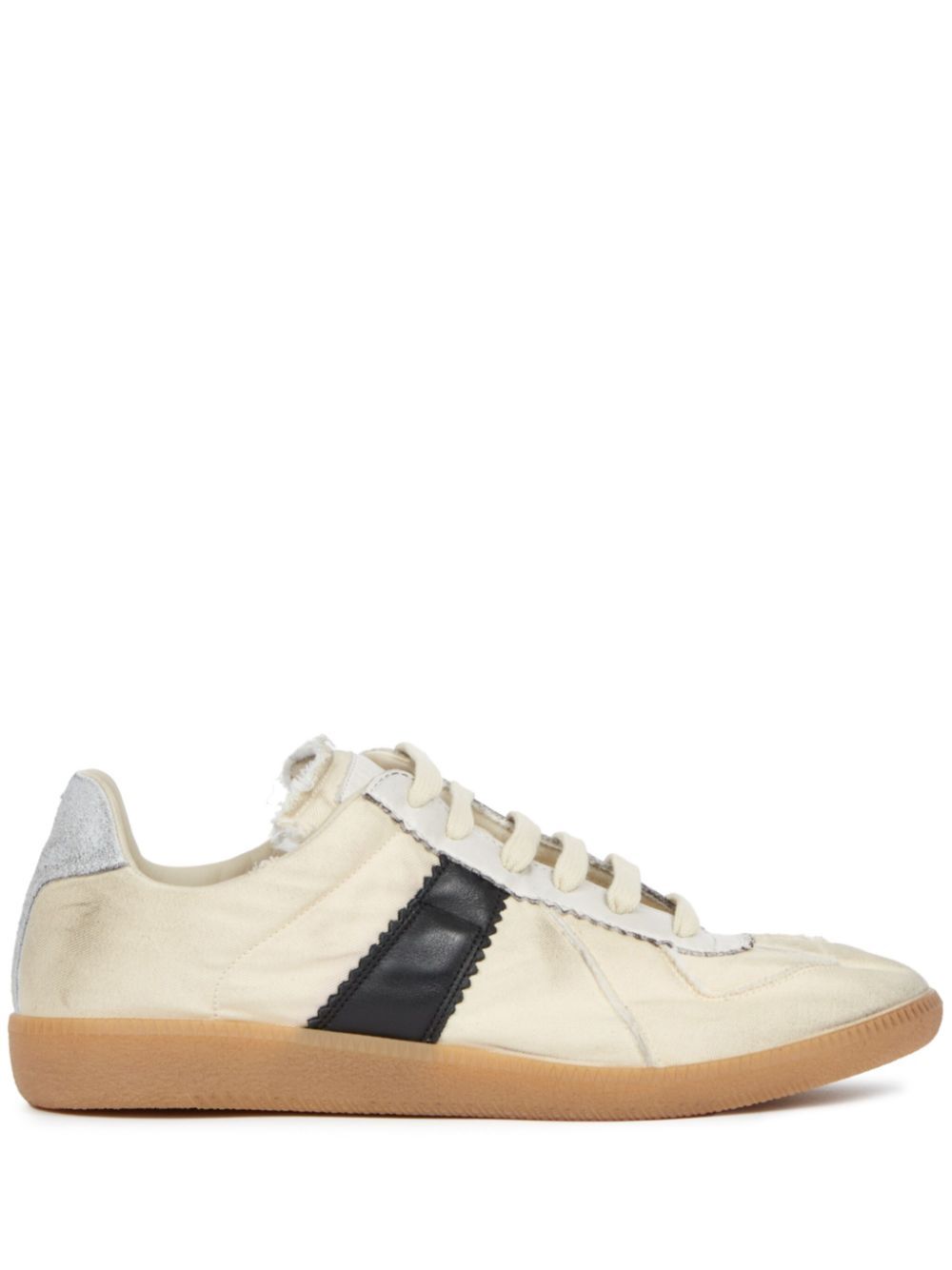 REPLICA SNEAKER