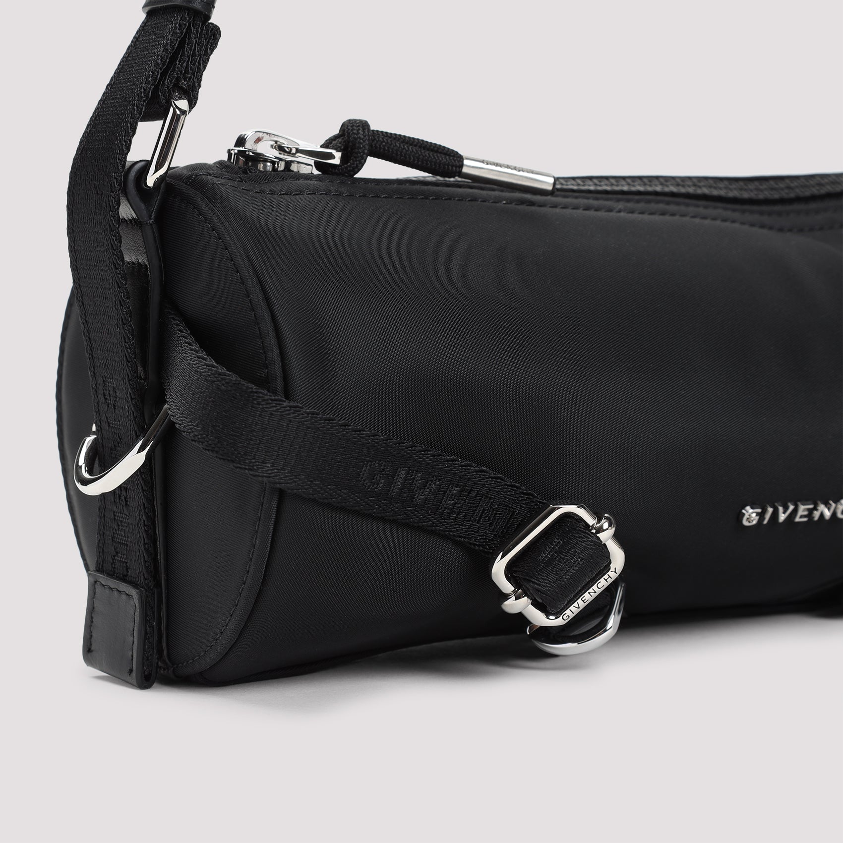 Voyou Roller Bag