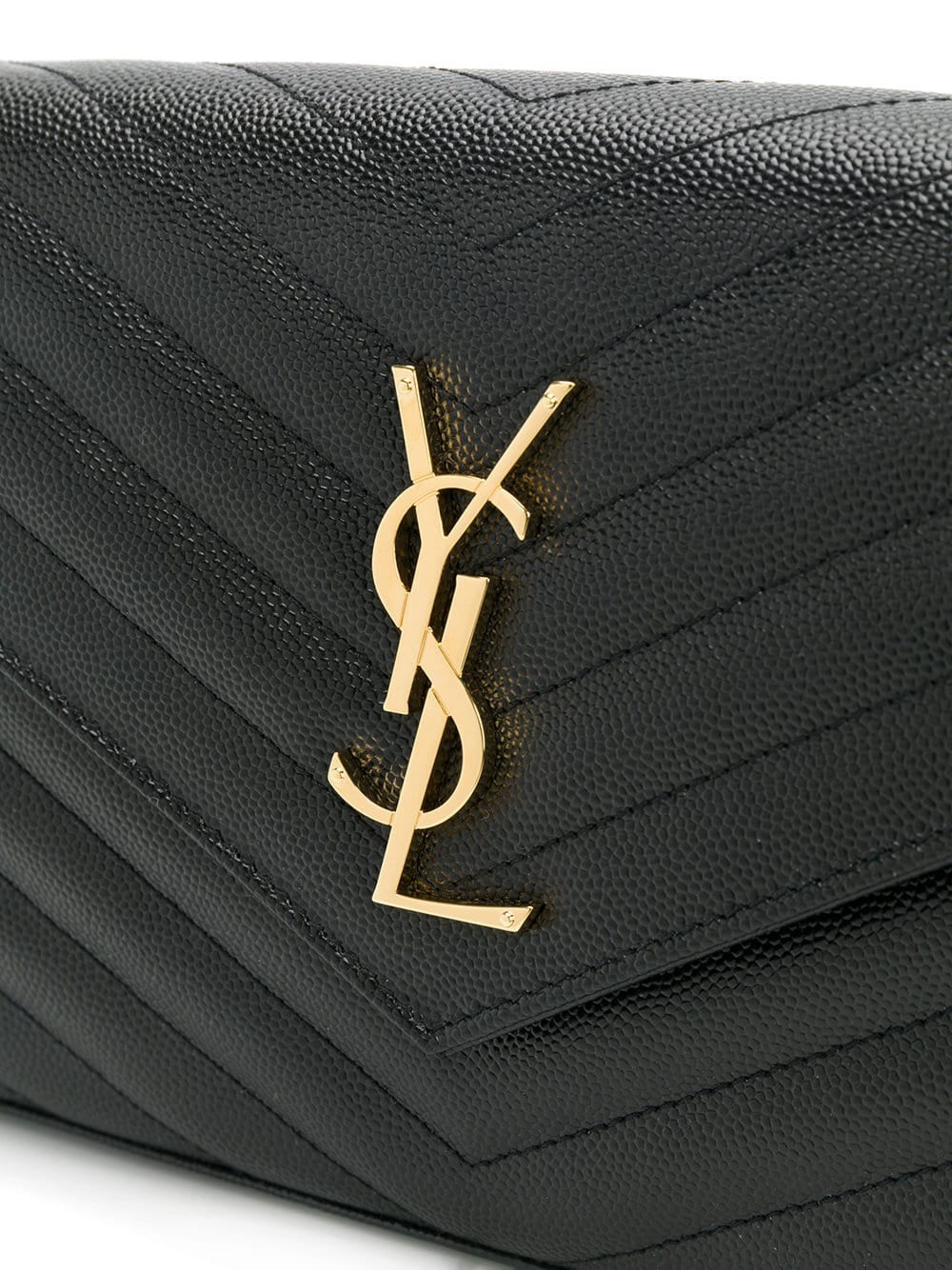 CLASSIC CASSANDRE CHAIN WALLET IN GRAIN DE POUDRE LEATHER