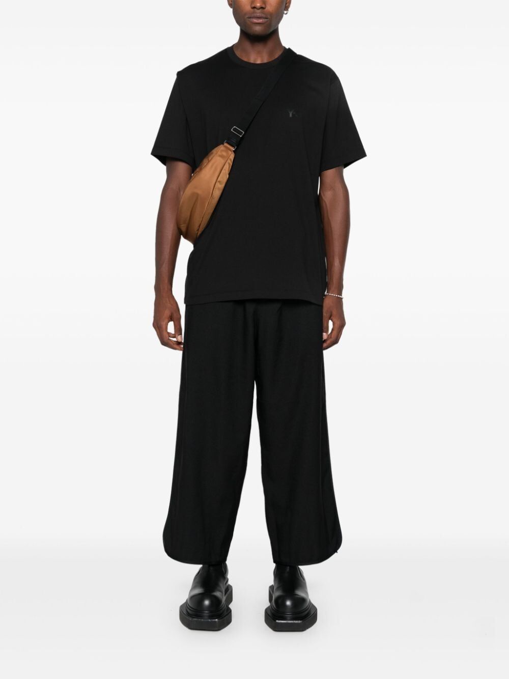 T-SHIRT REGULAR FIT