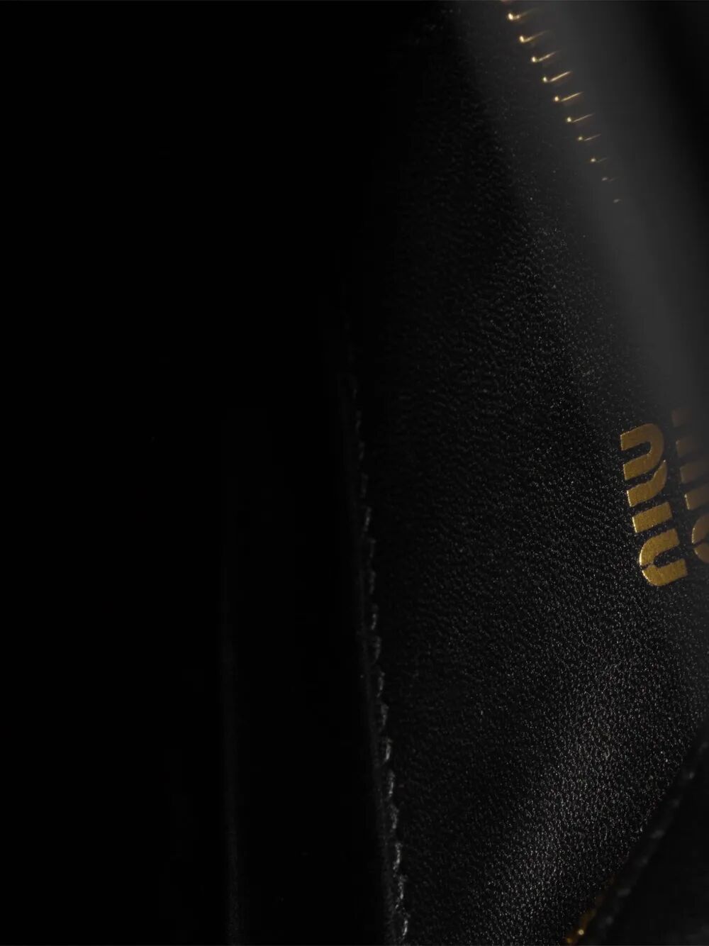 MATELASSÉ NAPPA LEATHER POUCH