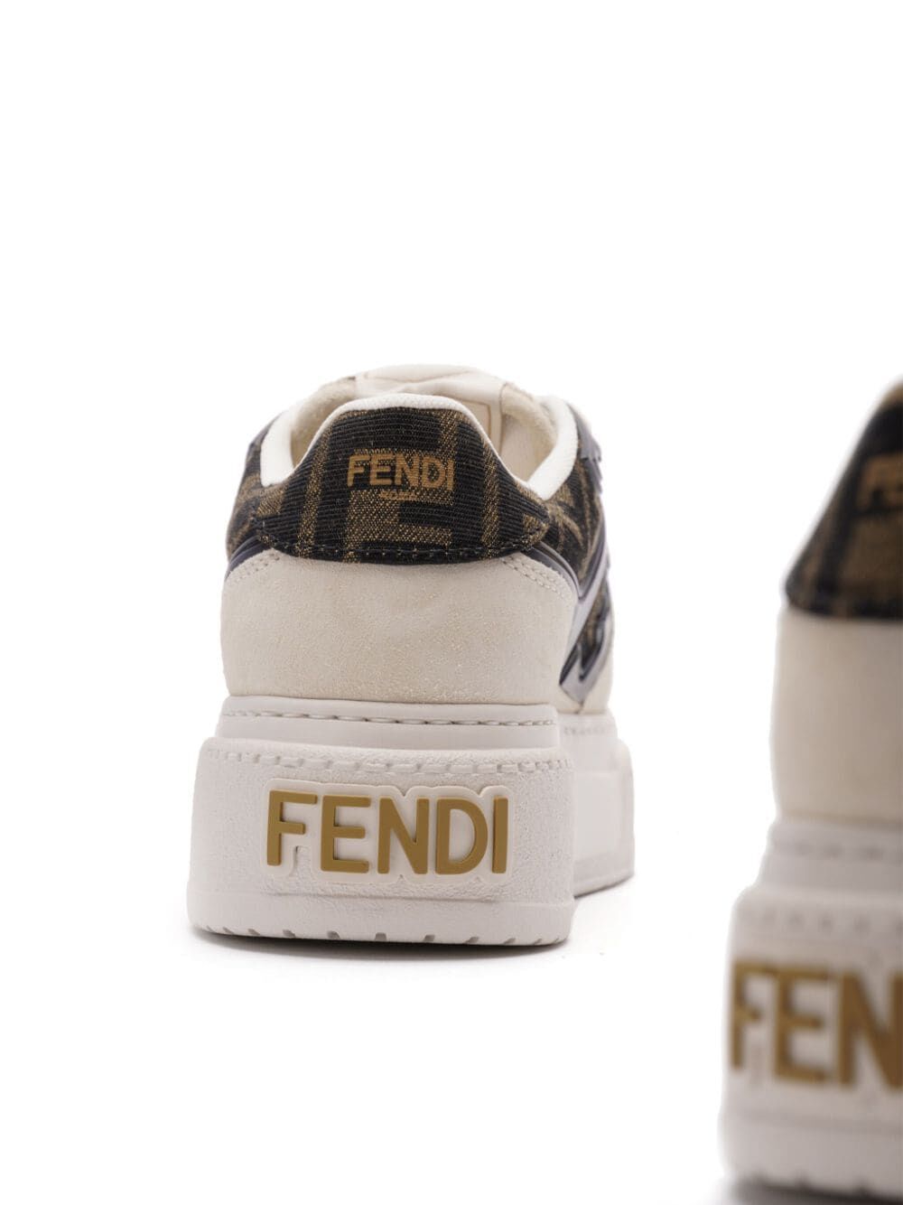 MATCH PLATFORM SNEAKERS