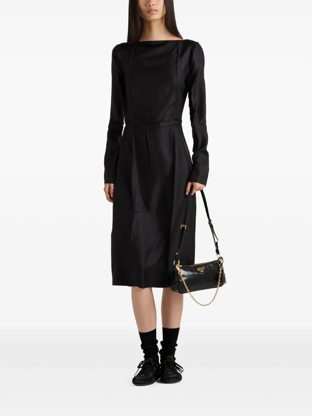 RE-EDITION 2002 MEDIUM SHINY FINISH LEATHER SHOULDER BAG