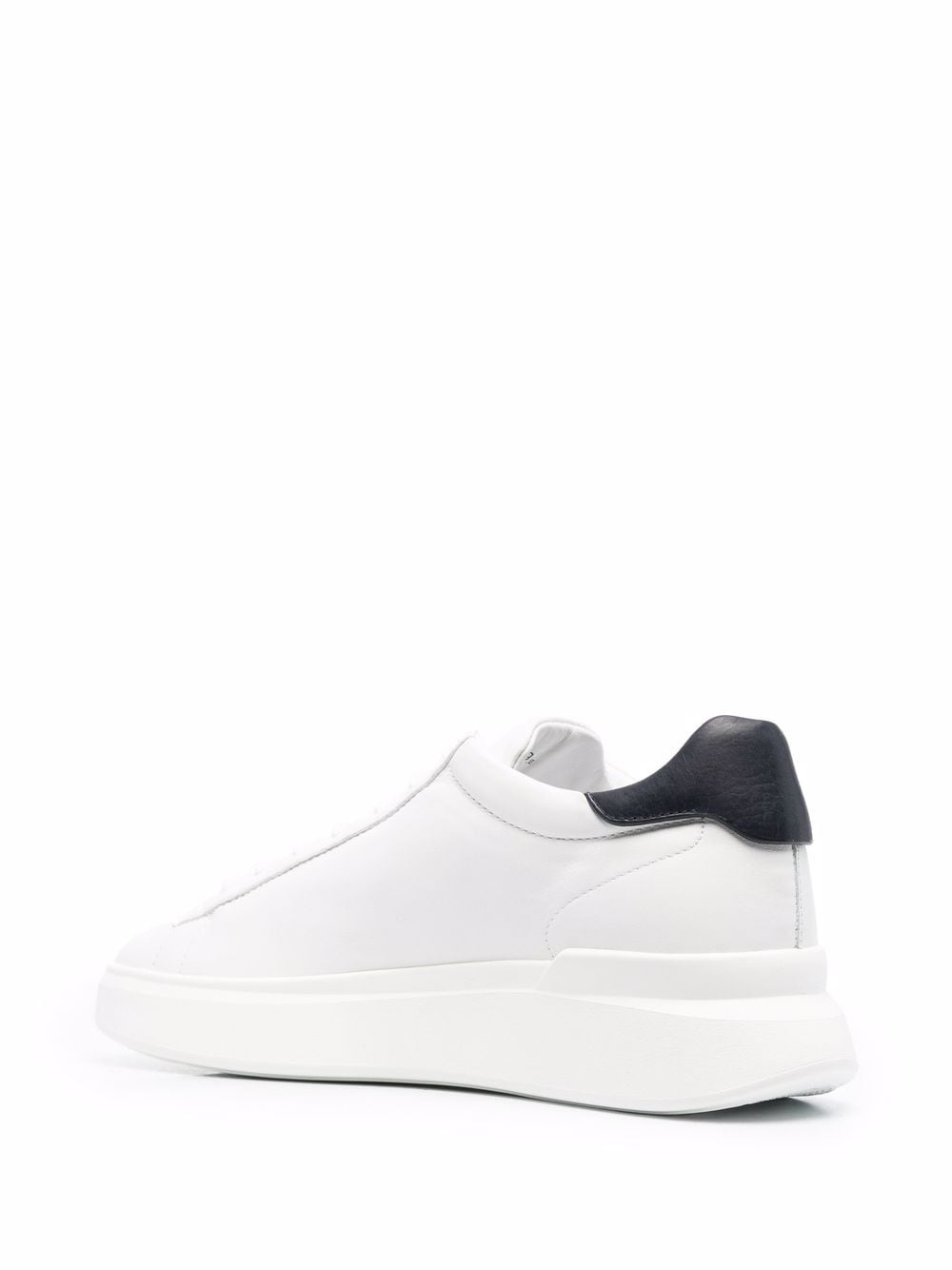 H580 SNEAKERS