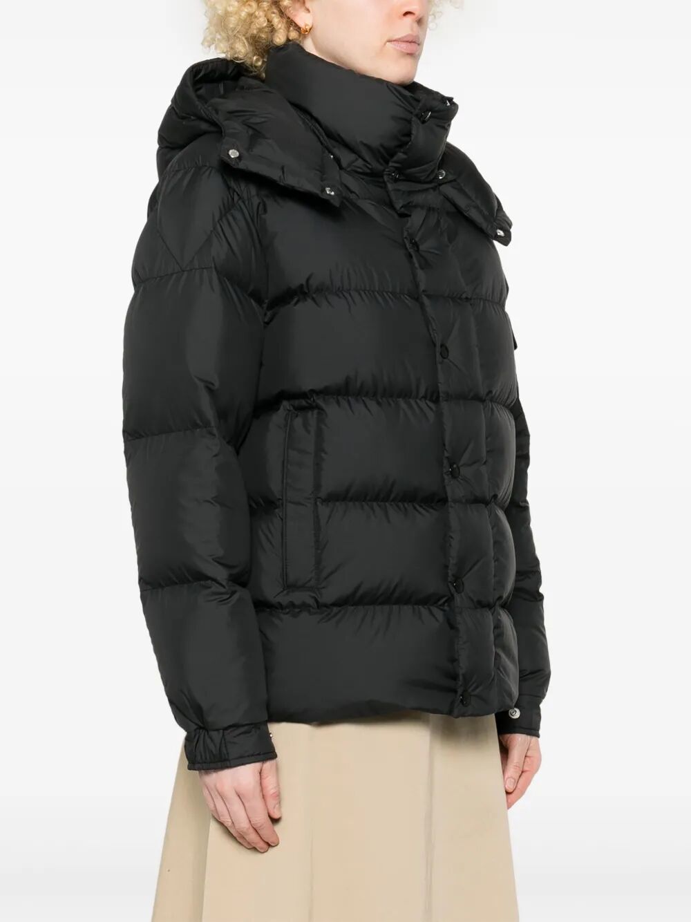 PIUMINO CORTO MONCLER MAYA 70 CON CAPPUCCIO