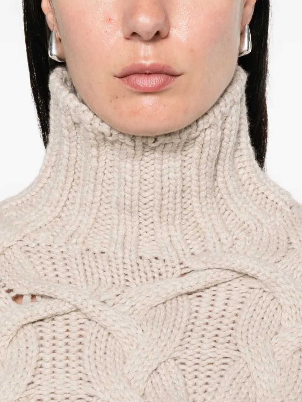 CABLE-KNIT CASHMERE SWEATER