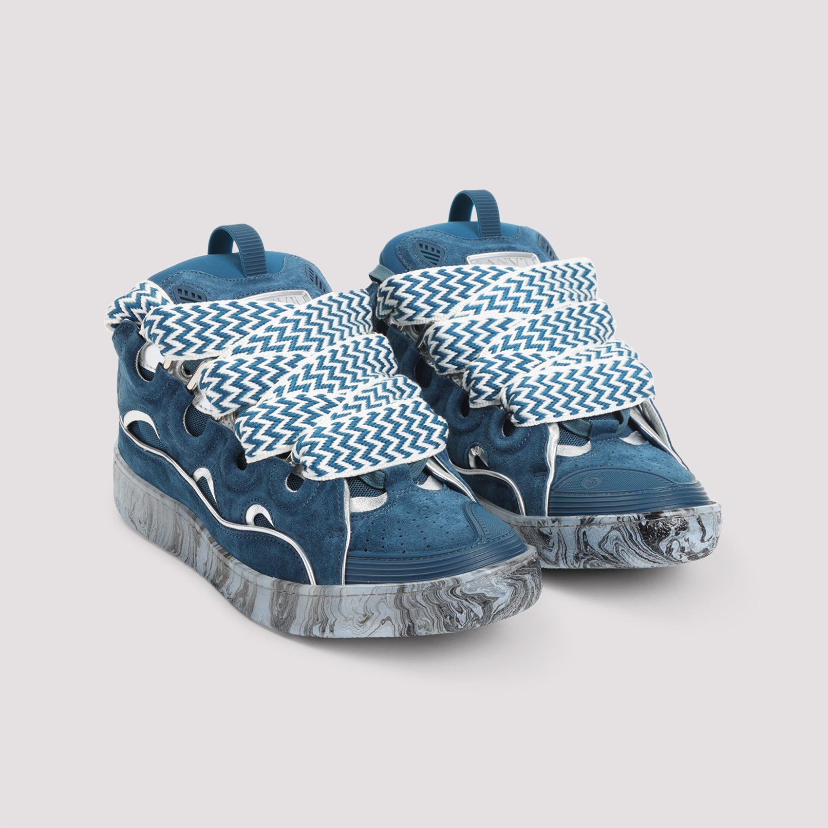 Curb Sneakers