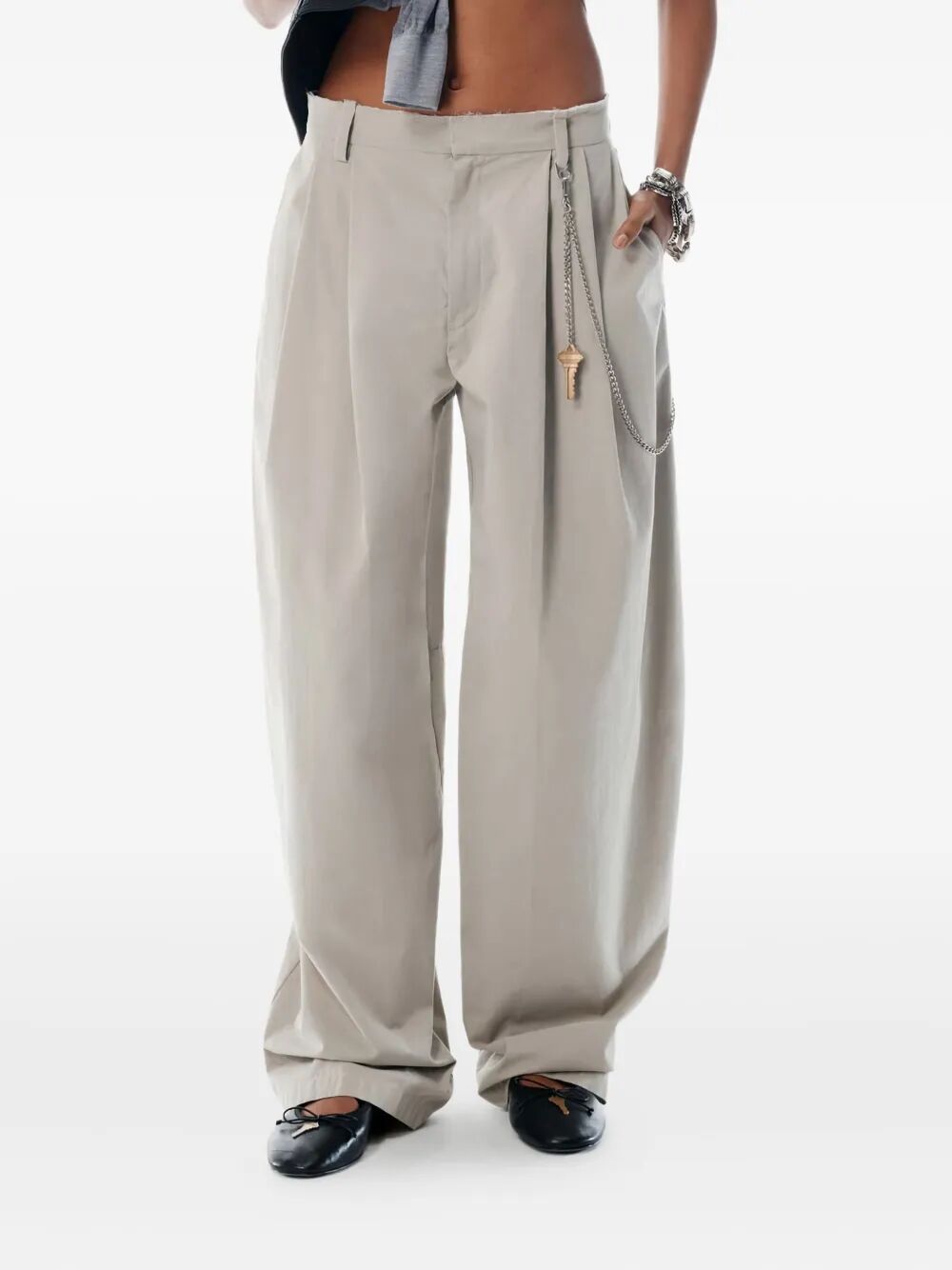 MID-RISE TROUSERS