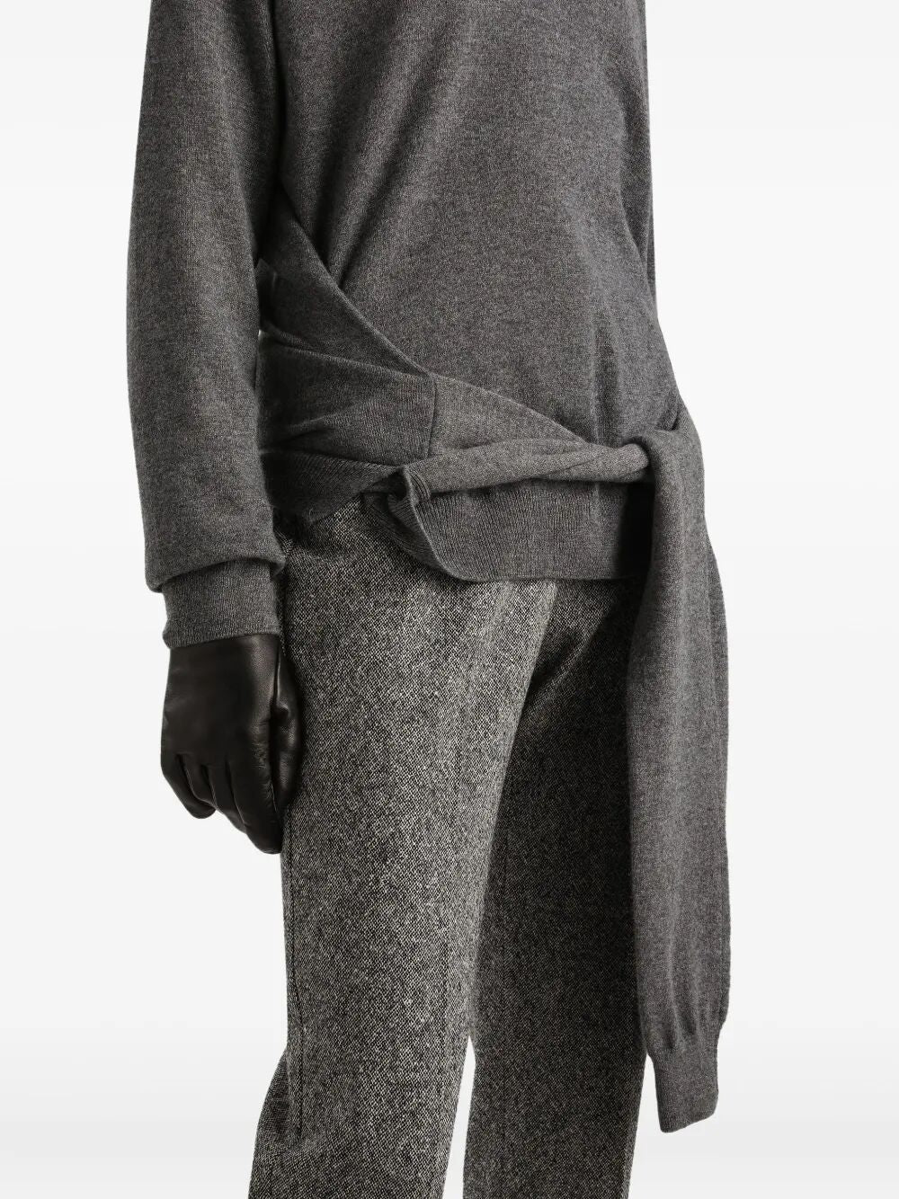 V-NECK KNOTTED CASHMERE SWEATER