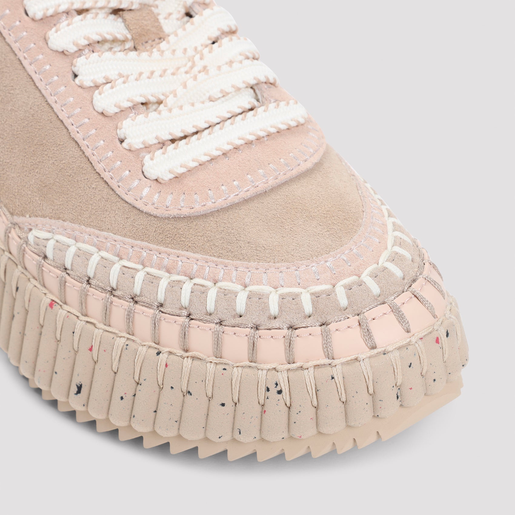 Nama Sneakers