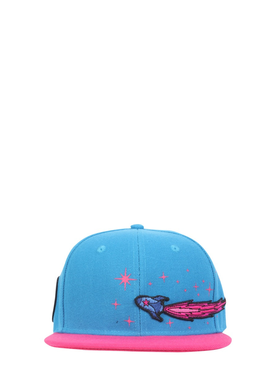 SNAPBACK HAT
