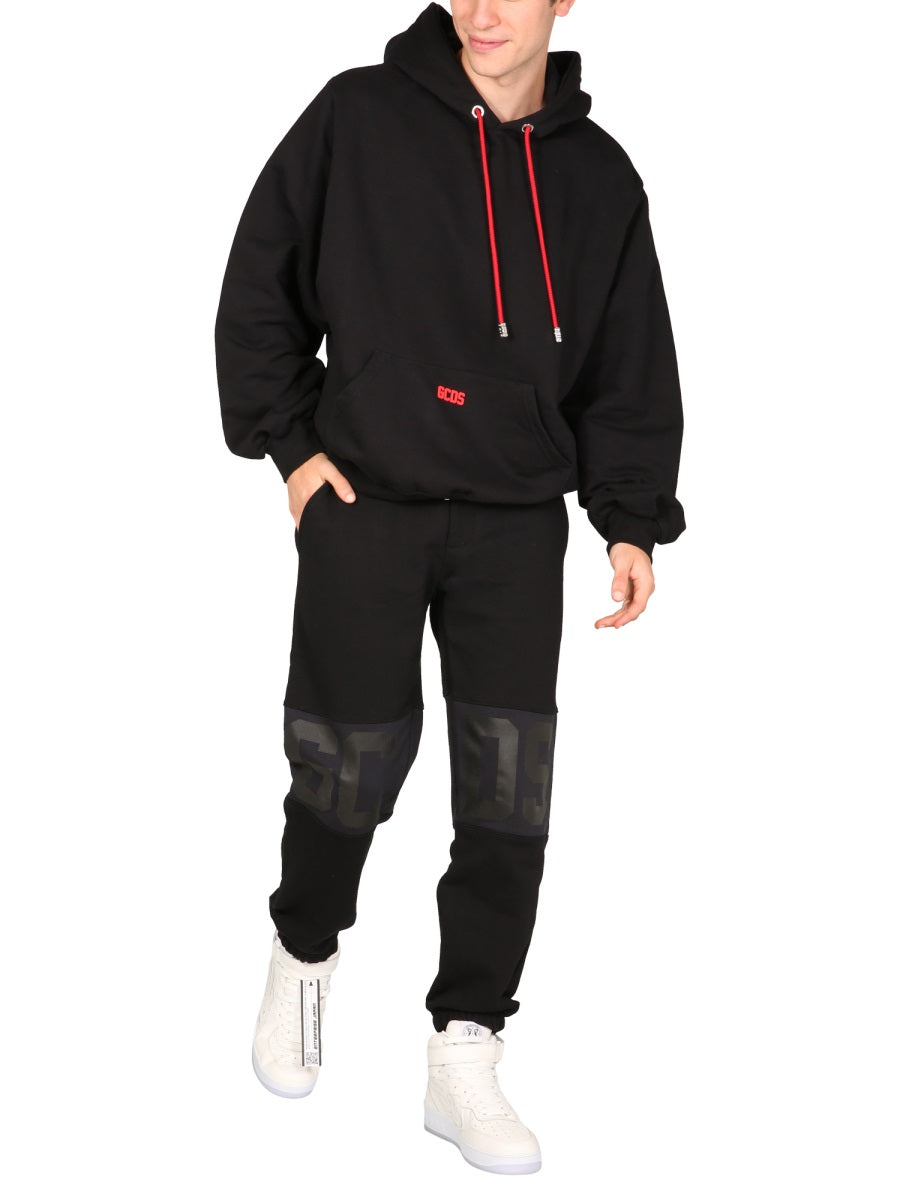 SWEATSHIRT WITH RUBBER LOGO