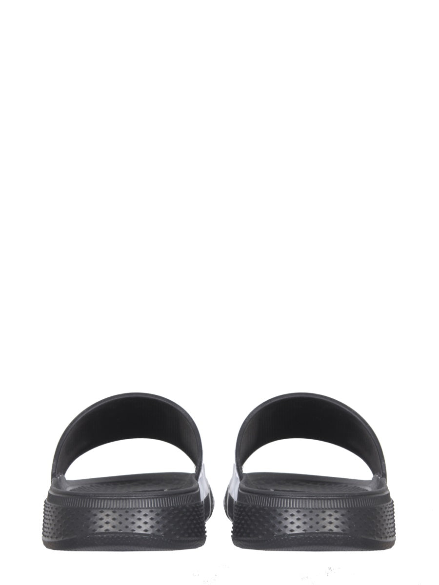 RUBBER SLIDE SANDALS