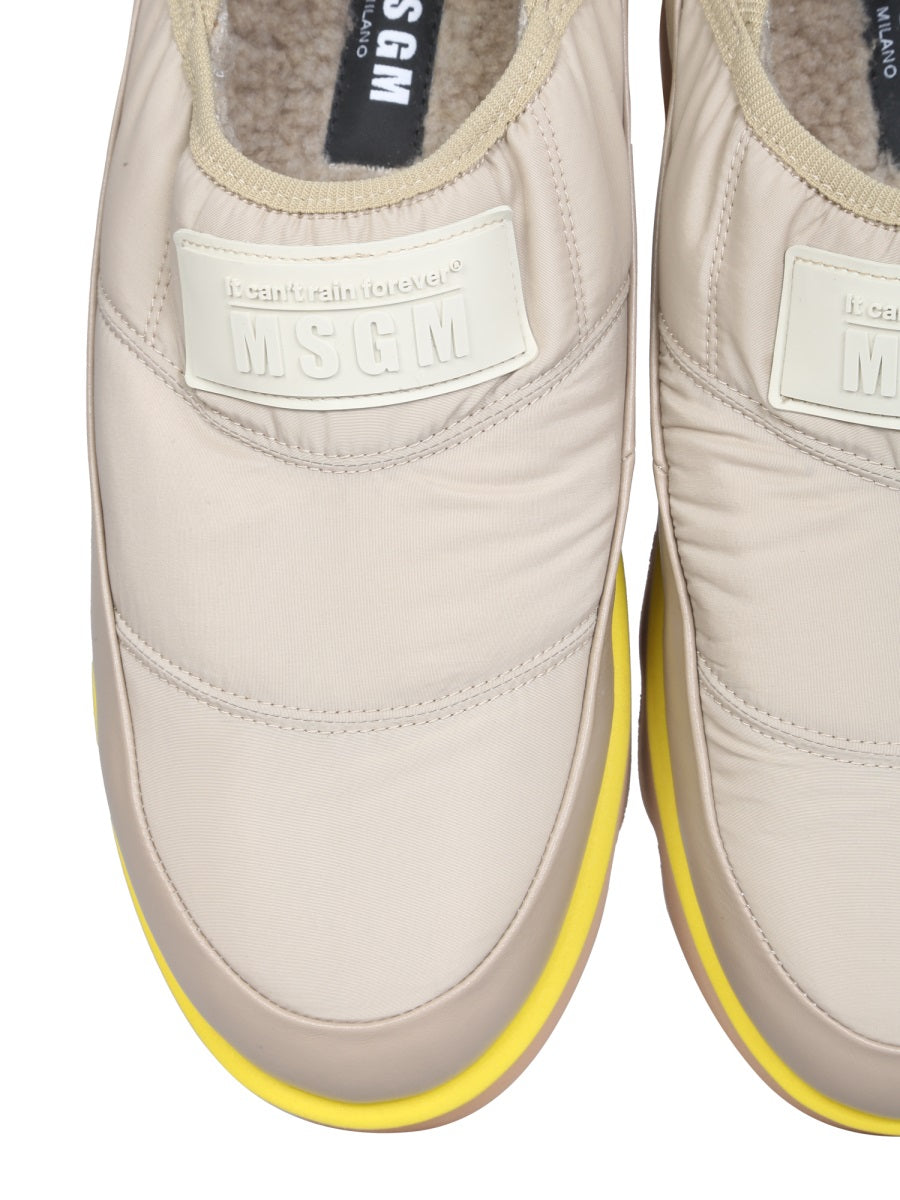 PUFFED SNEAKERS