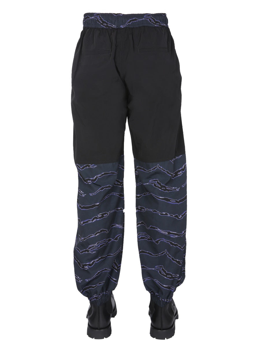 JOGGING PANTS WITH CAMOU PRINT