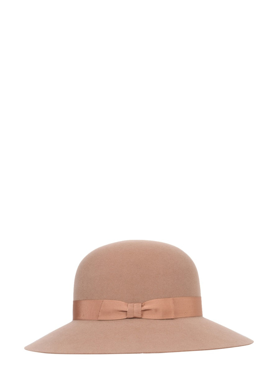 READ HAT