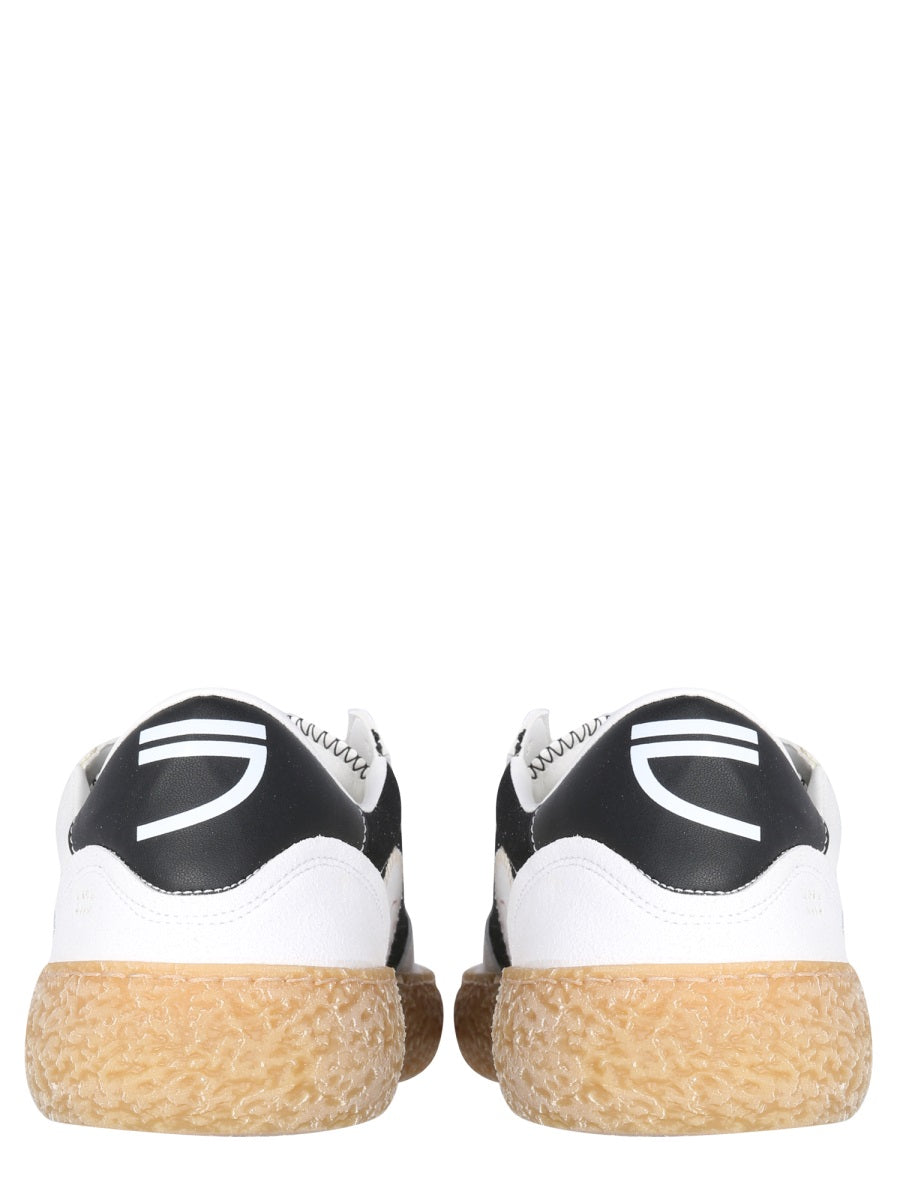 VEGAN SNEAKERS