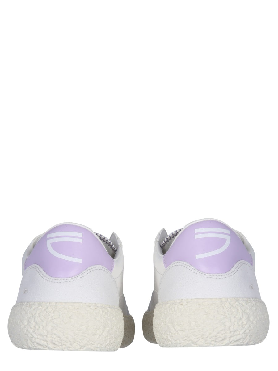 VEGAN SNEAKERS