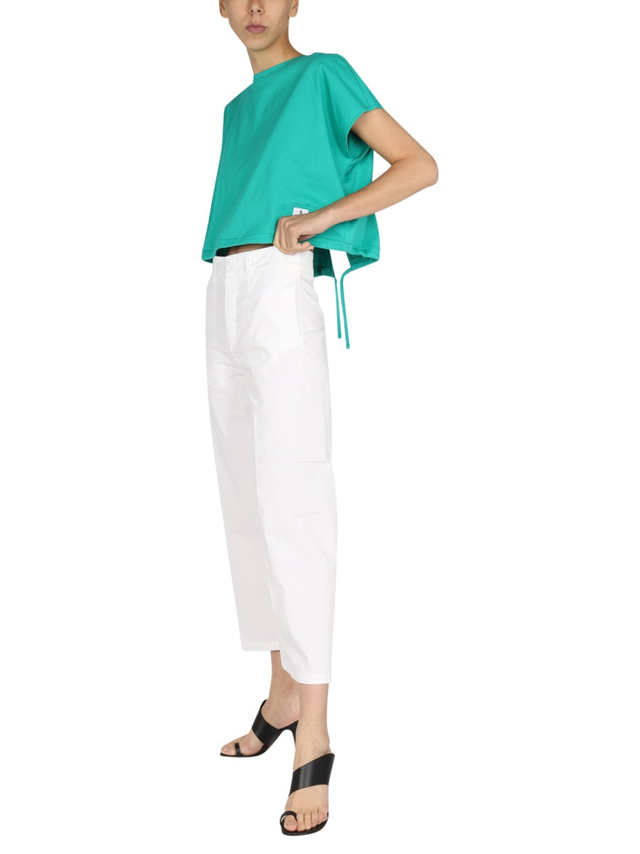 CROPPED FIT JEANS