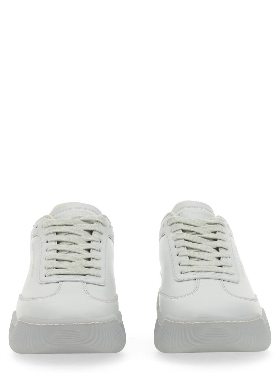 SNEAKER LOOP