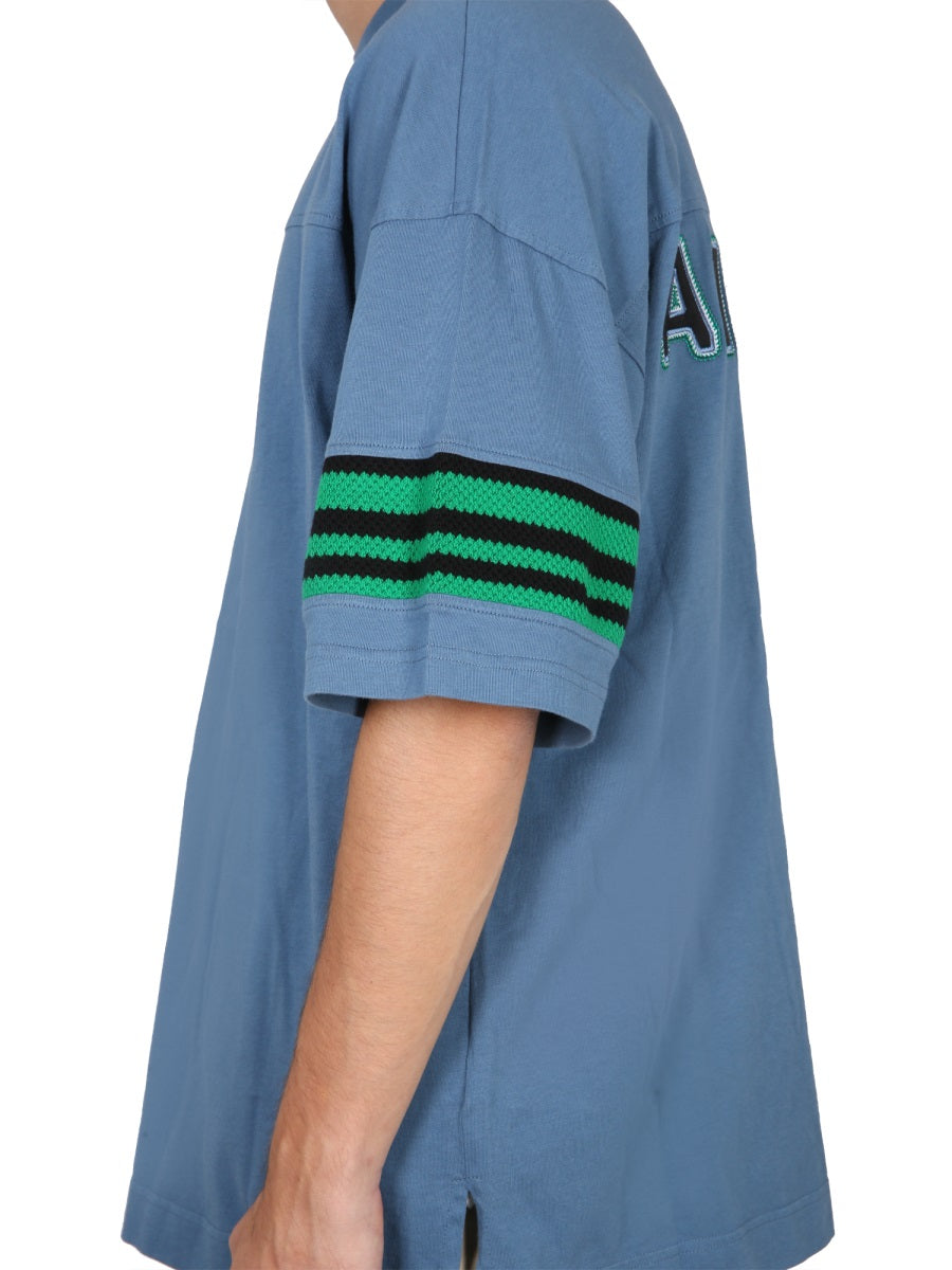 T-SHIRT WITH LOGO