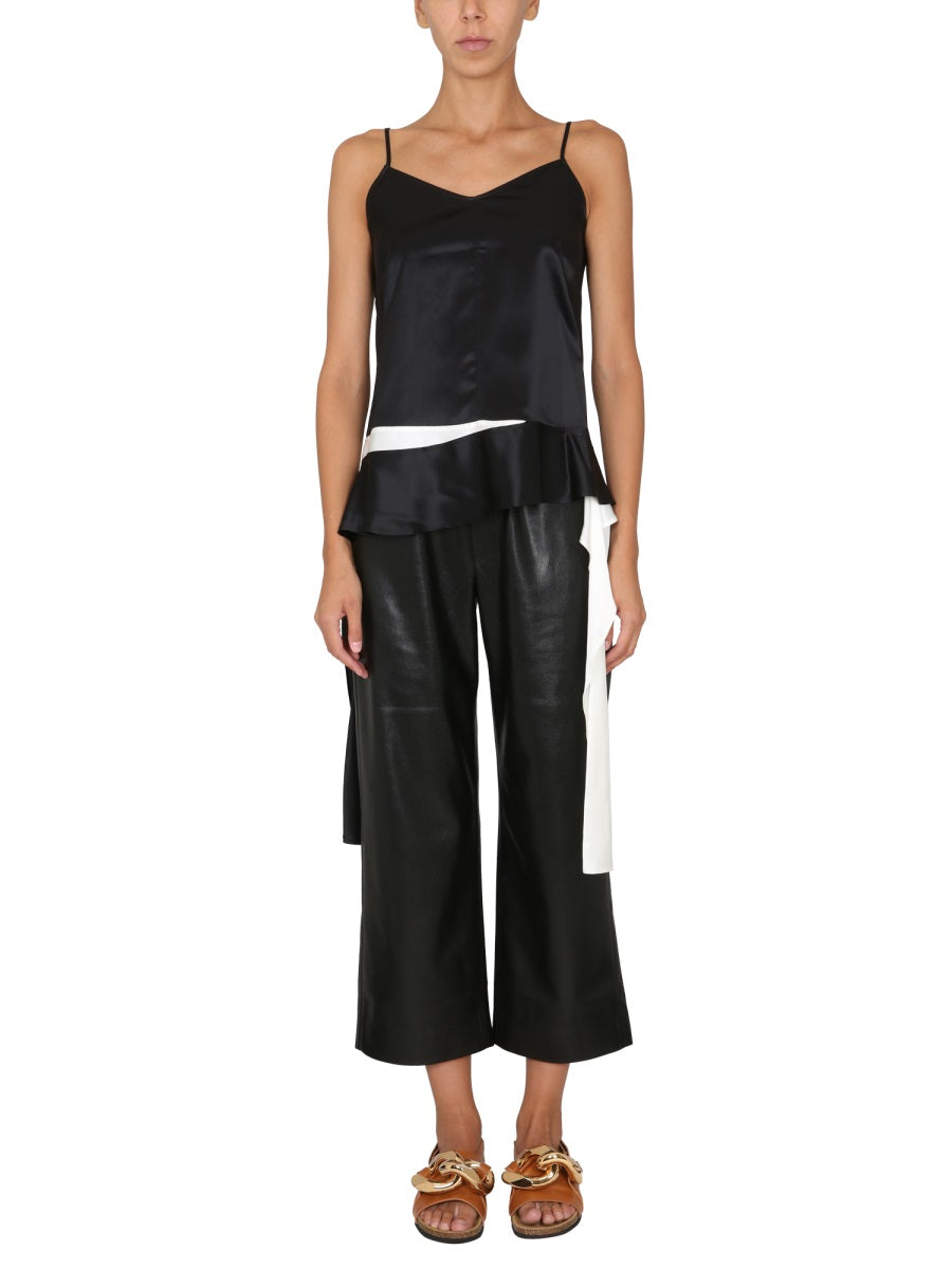 SWEETHEART NECKLINE TOP