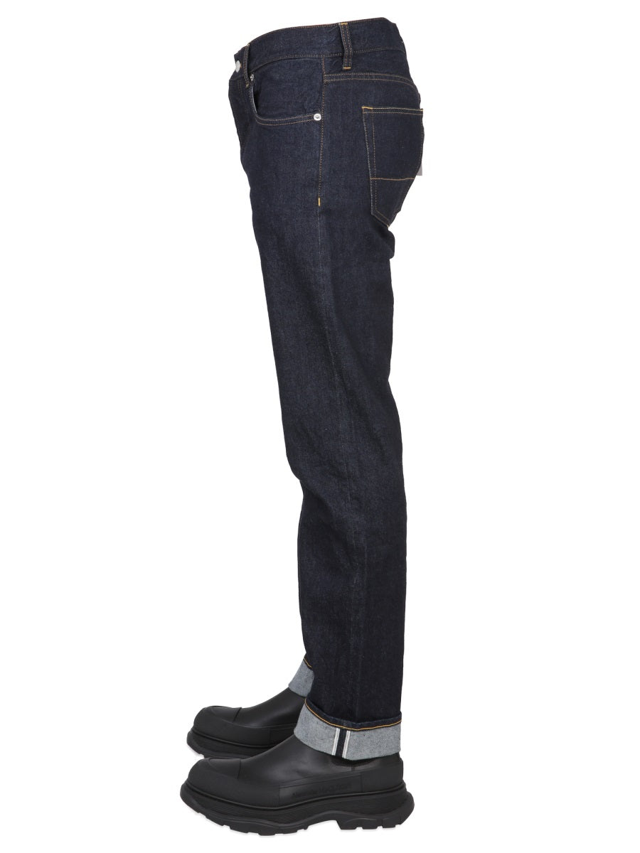 JEANS IN DENIM
