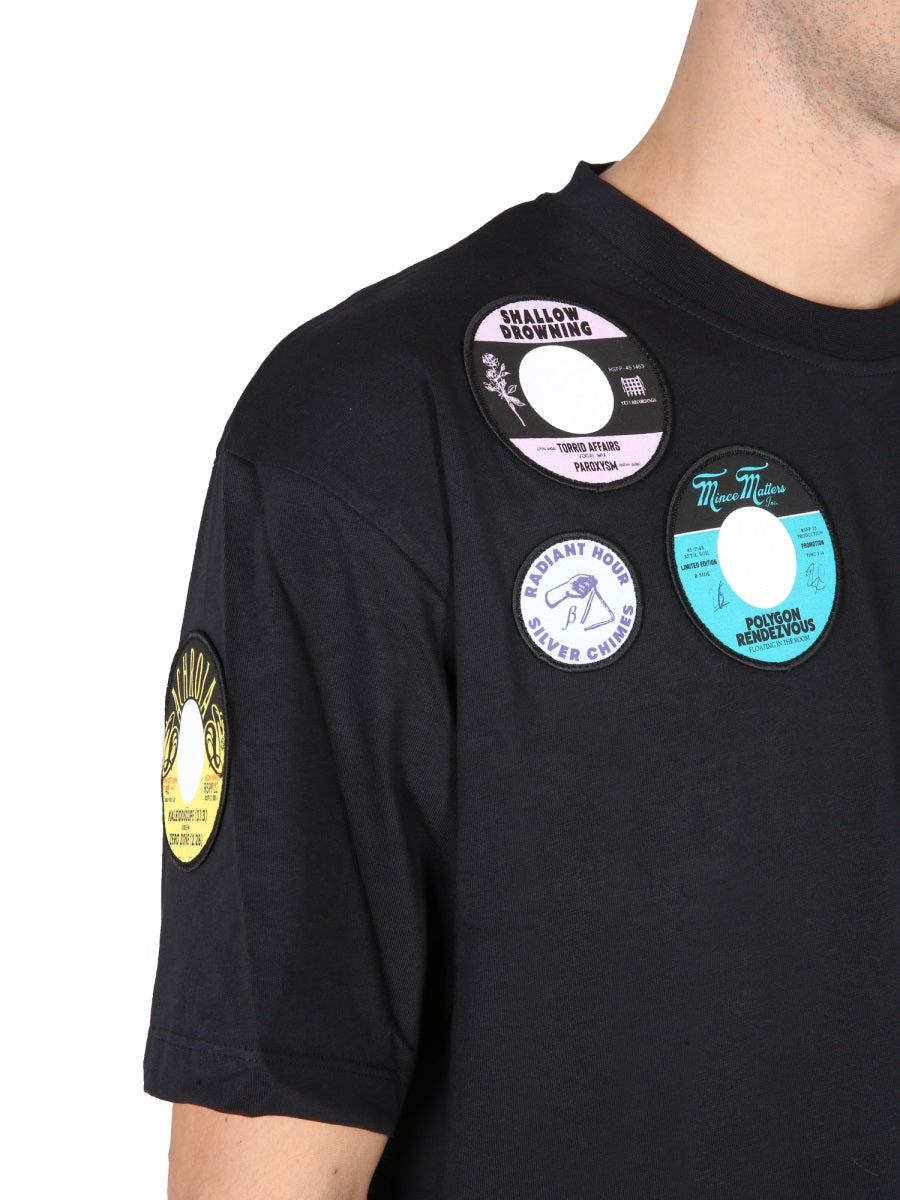 OVERSIZED T-SHIRT WITH PATCH