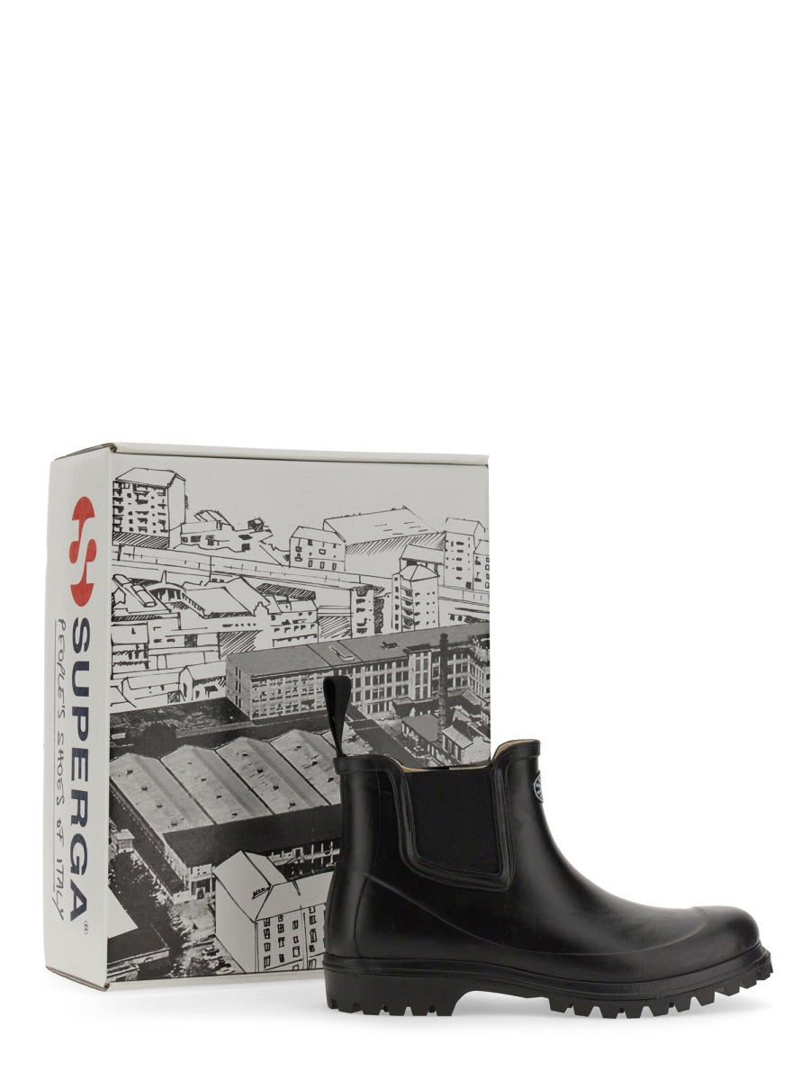RUBBER BOOT