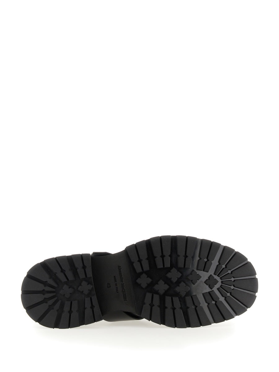 STUDDED DERBY LOAFER