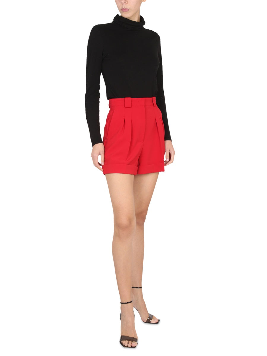 SHORTS WITH POCKETS