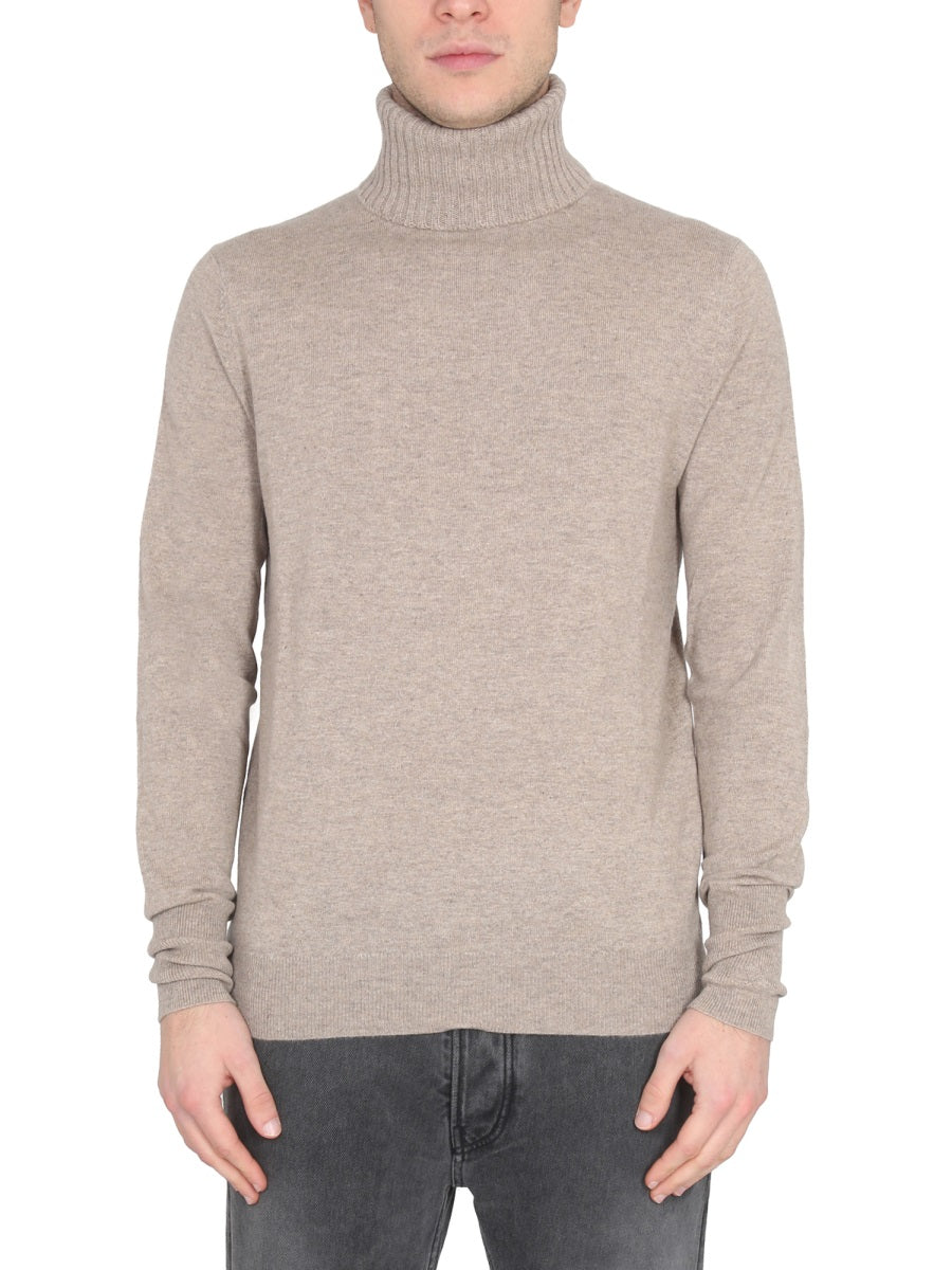 TURTLENECK SHIRT