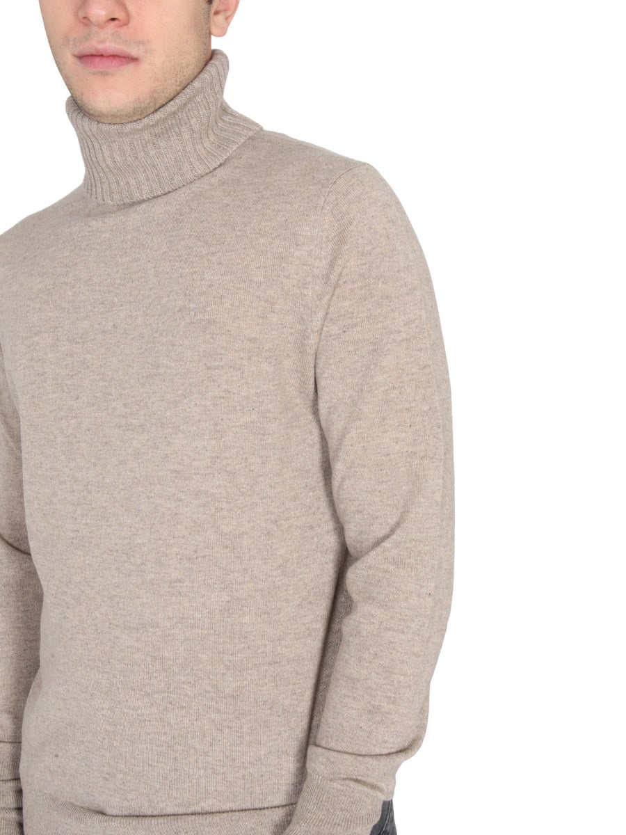 TURTLENECK SHIRT