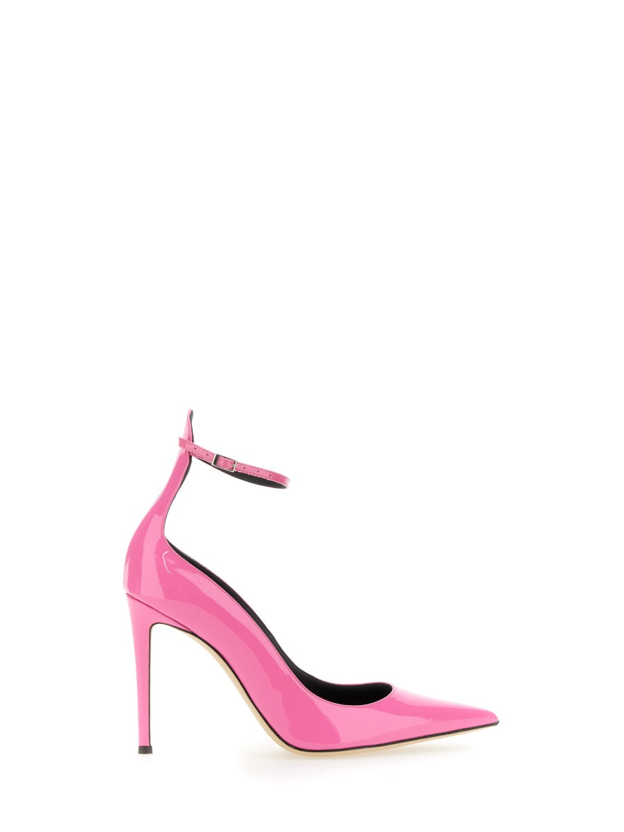 PATENT LEATHER PUMPS
