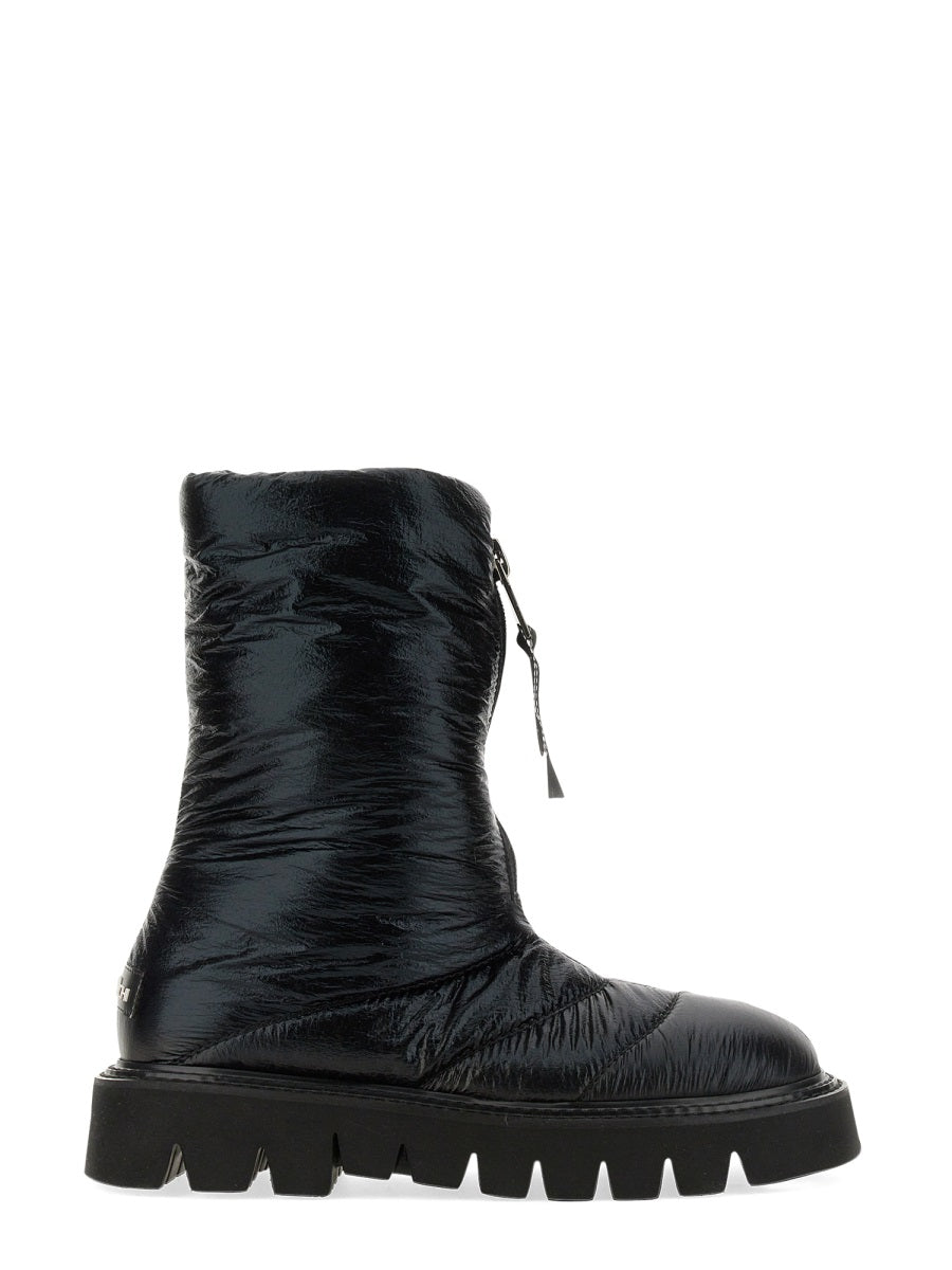 AKI BOOT