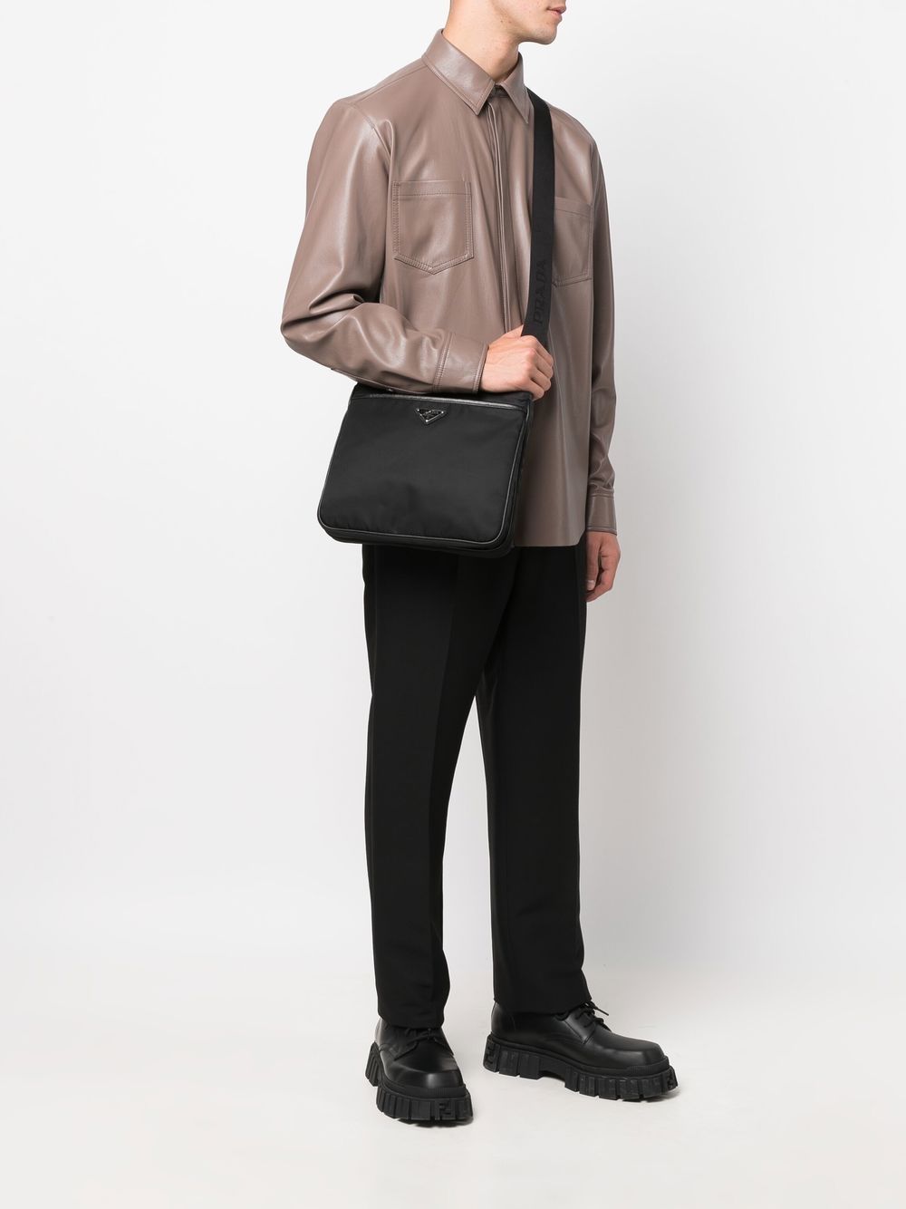 BORSA CON TRACOLLA IN RE-NYLON E SAFFIANO