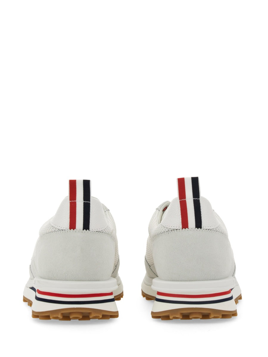 TECH RUNNER SNEAKER