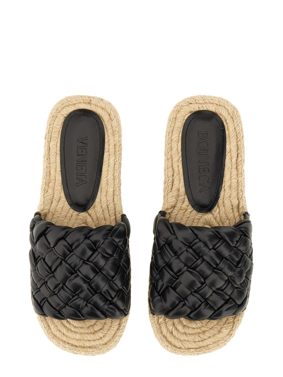 LEATHER SANDAL