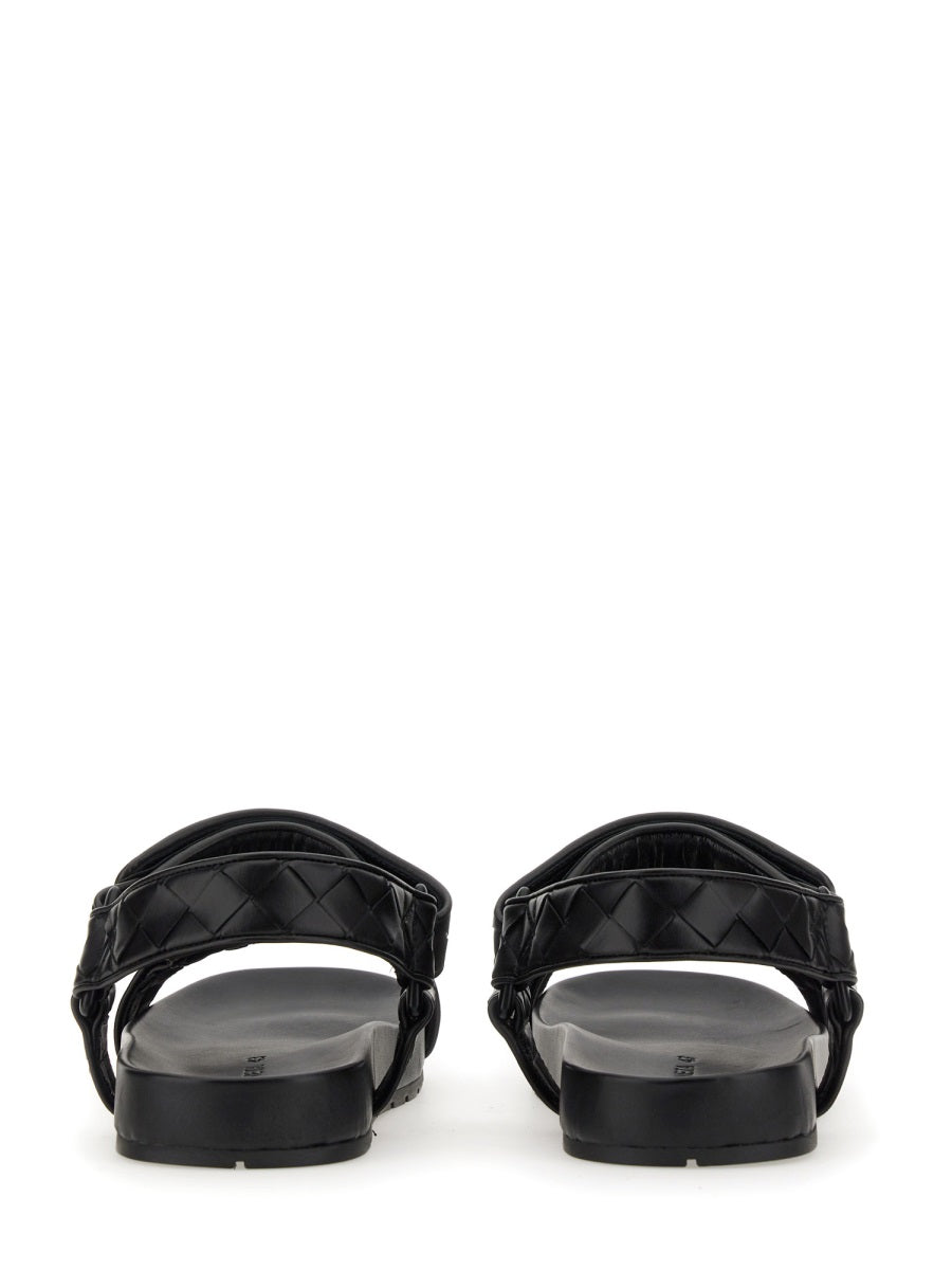 LEATHER SANDAL