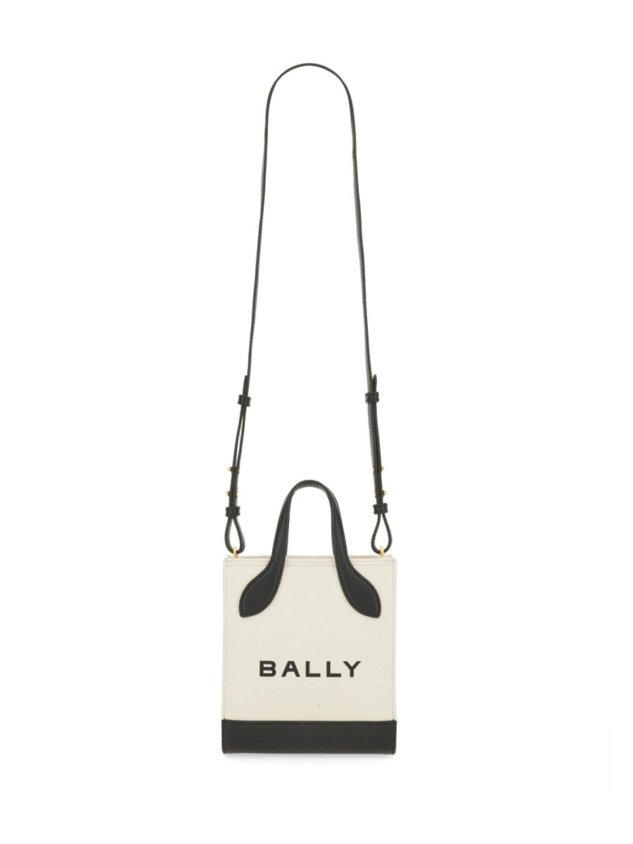 BAG WITH LOGO